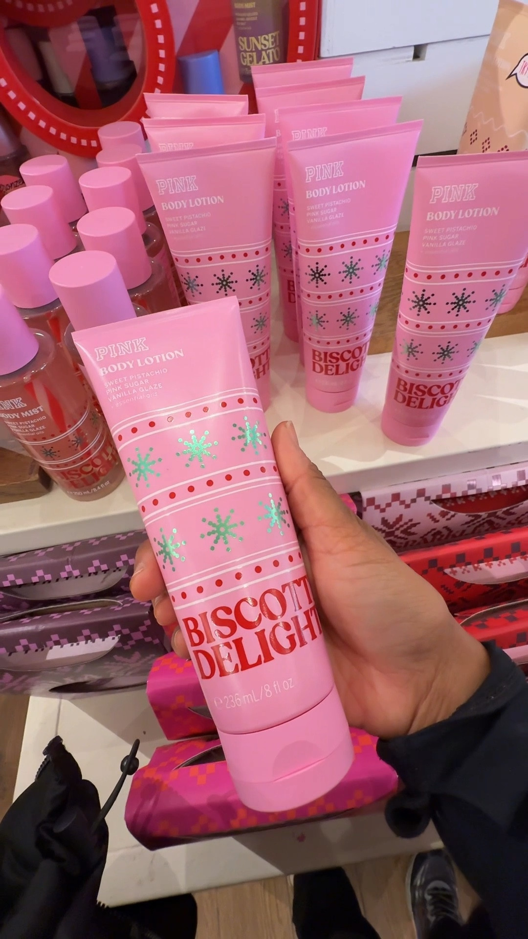 Cute holiday finds at Victoria Secret PINK💕

#LTKHoliday #LTKSeasonal #LTKGiftGuide