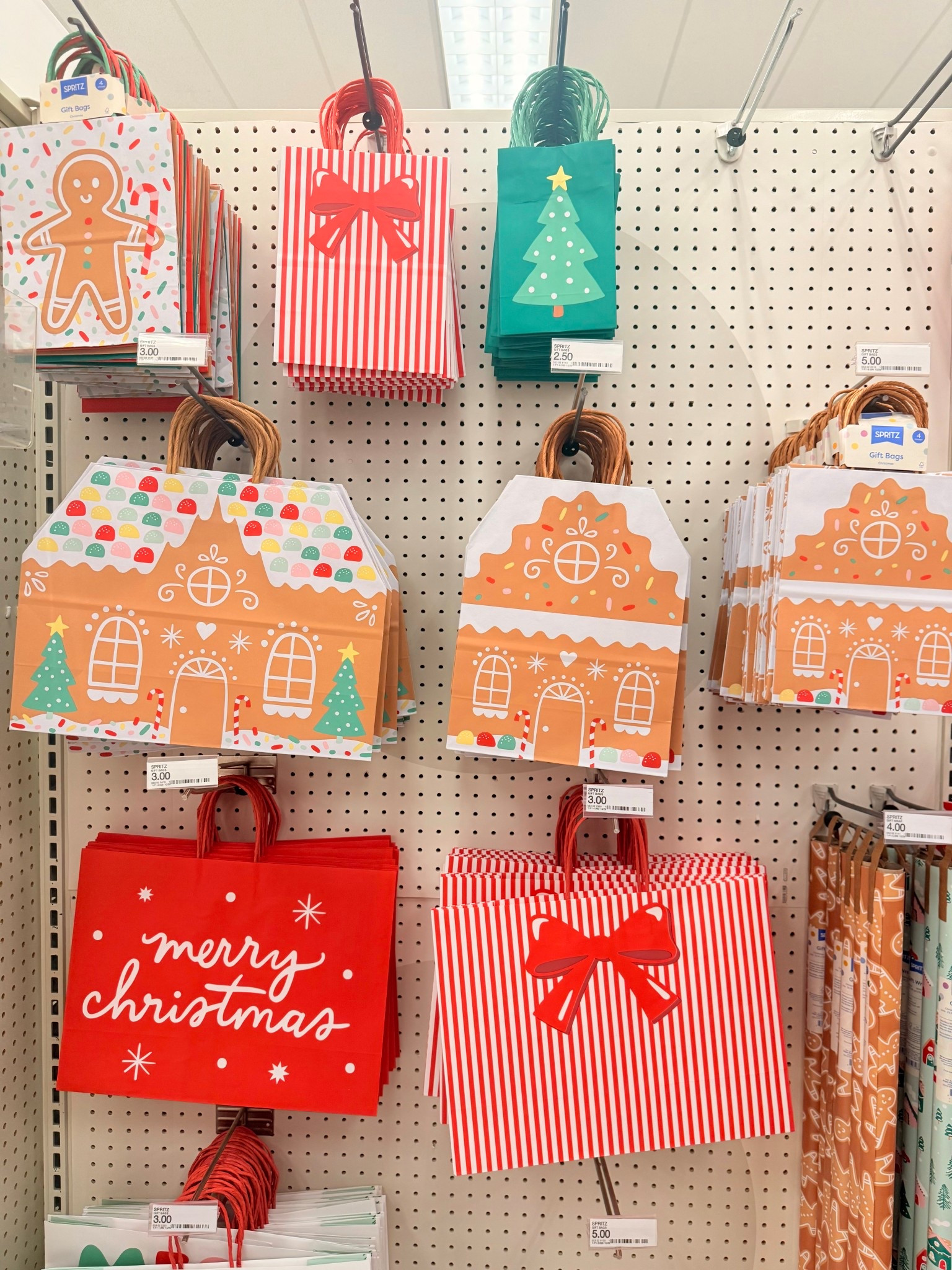 Christmas Gift Bags 🛍️🎄🎅🏼

#LTKGiftGuide #LTKHoliday #LTKSeasonal