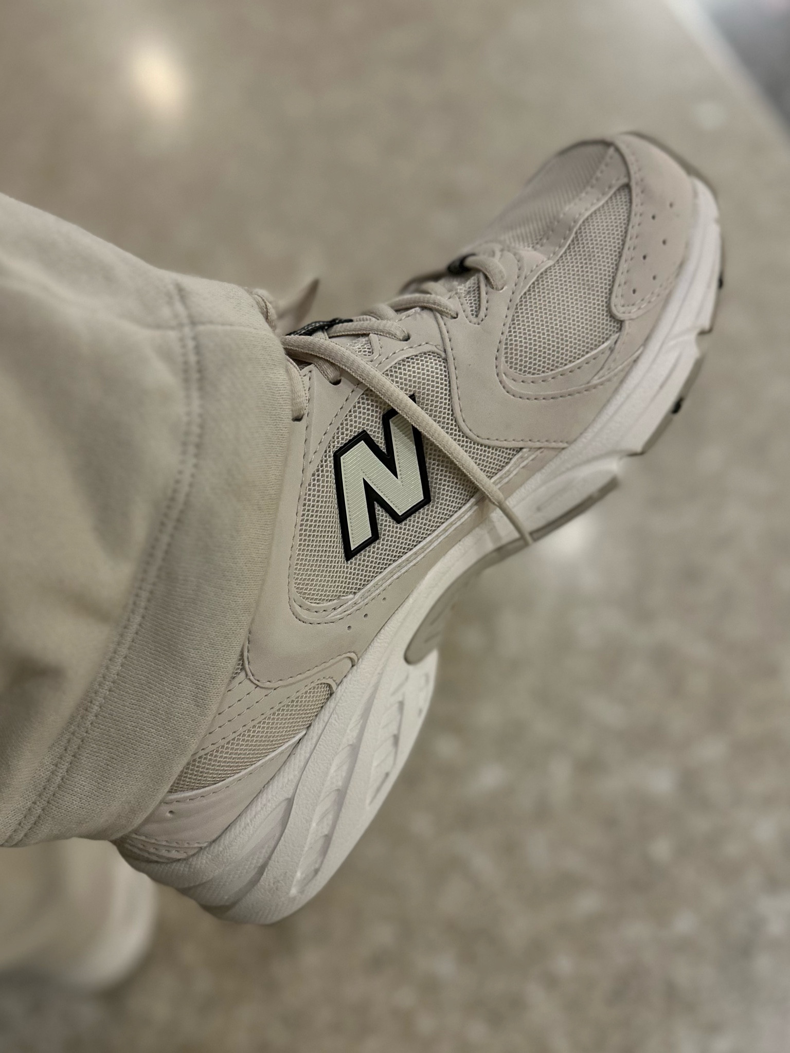 New balance sneakers! Neutral sneakers 