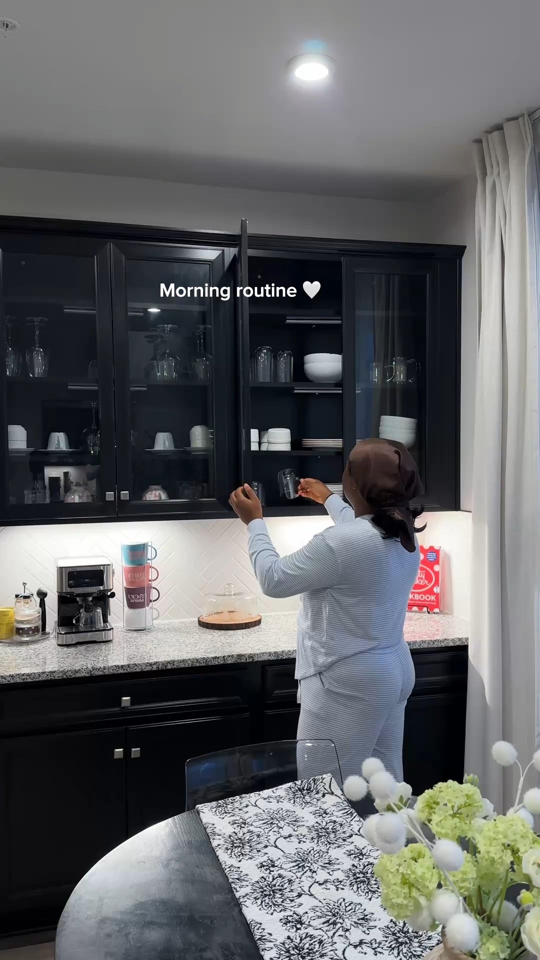 My morning routine as a mama and wifey✨ Happy new week guys🤍 hope you had a lovely day! #morningroutine #momoftwo #morningvlogs #parenting #moms 

Links in my LTK 

Video description, spend the morning with me as Akon of two packing lunch boxes, coffee and Grwm for school drop of 

#LTKmomlife #LTKdayinmylife #LTKmorningroutine