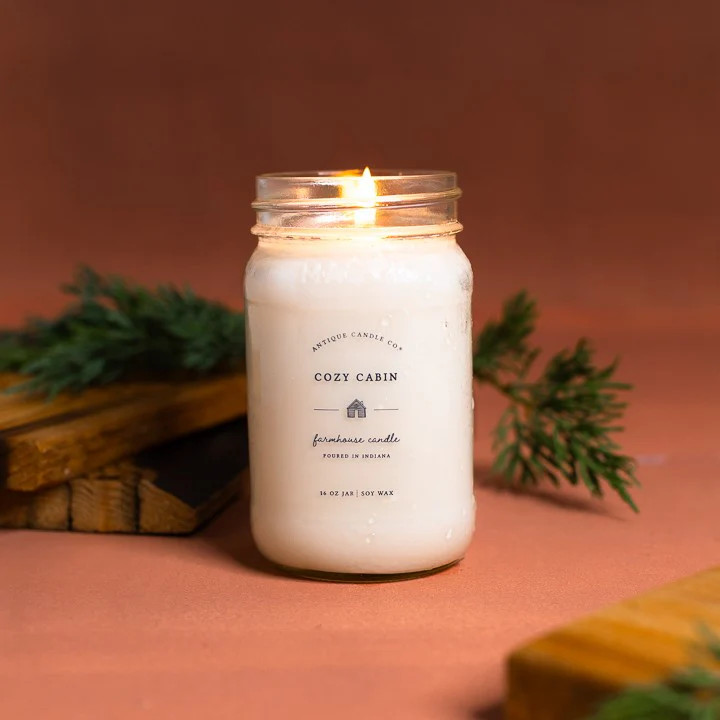 Cozy Cabin 16 oz candle | Antique Candle Co.