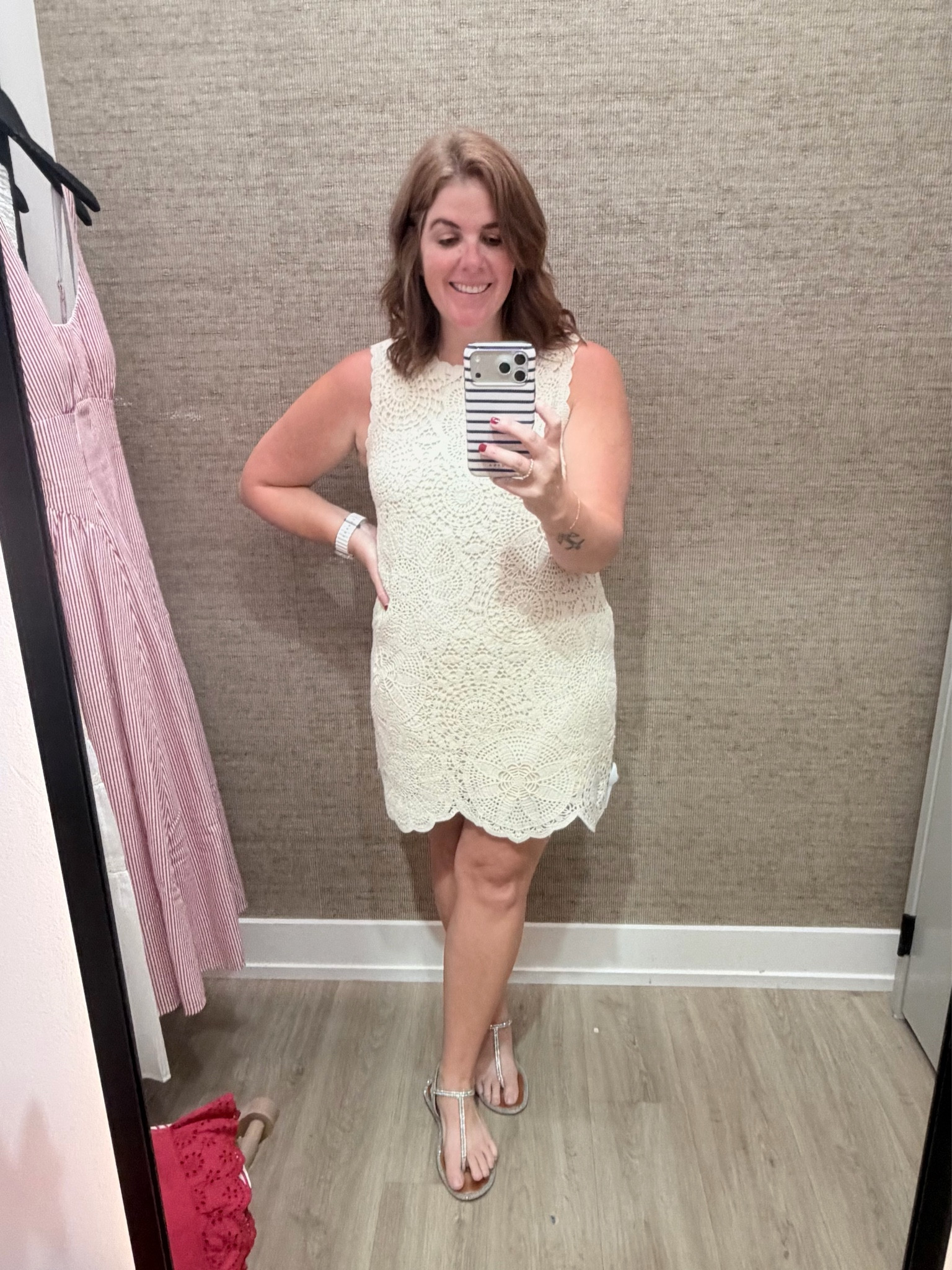 LTK x Abercrombie Sale! 

A crochet dress is a summer staple, but this one you can dress up or down! The dress runs TTS (I’m in a medium) and you get 20% off when you shop through the LTK app!

#LTKxAbercrombie #LTKSaleAlert