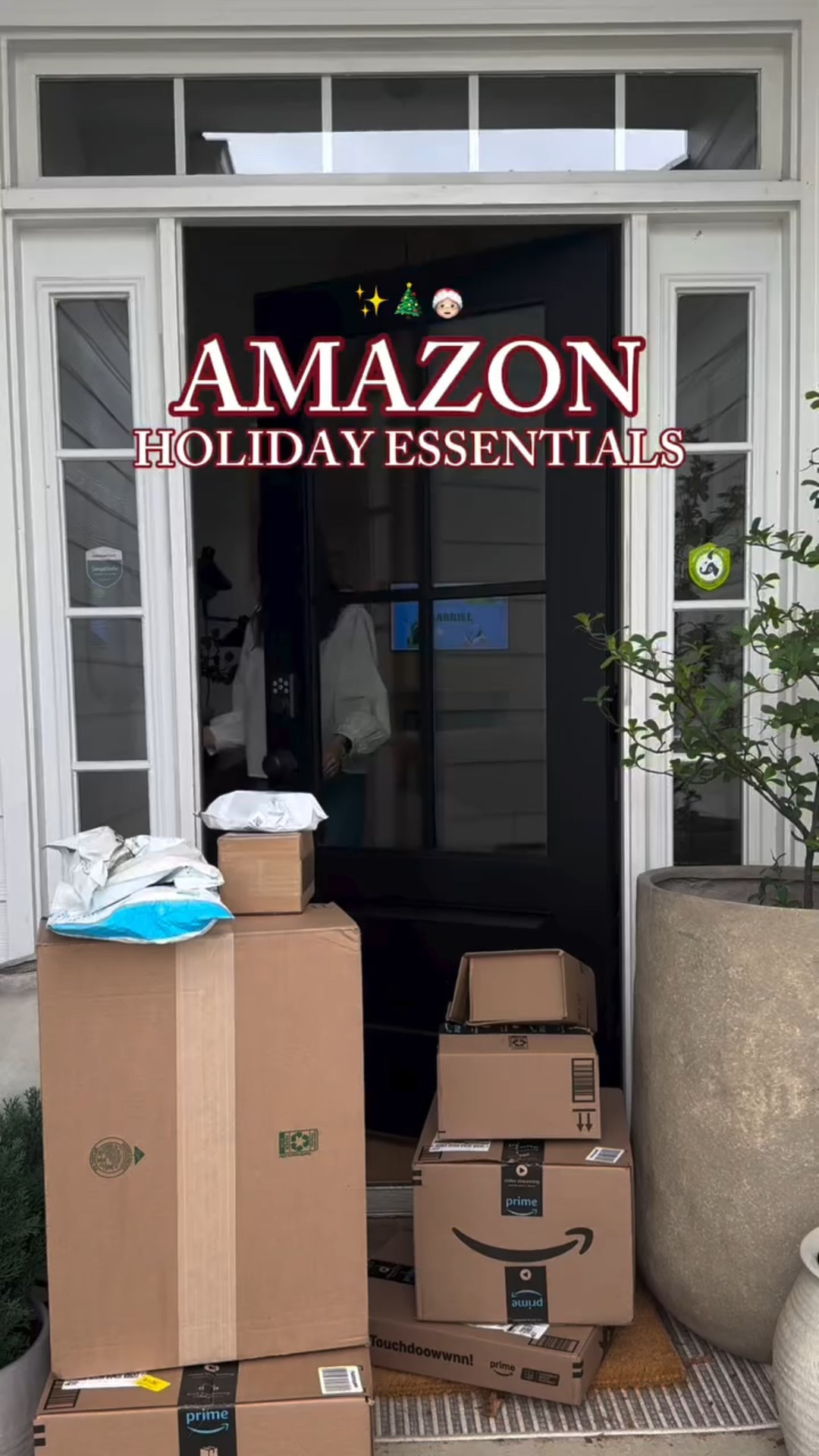 It’s giving nostalgic, classical Christmas but from AMAZON & I’m here for it!!

Comment “HOMEBODY” & I’ll send links to all these finds! ❤️🎄