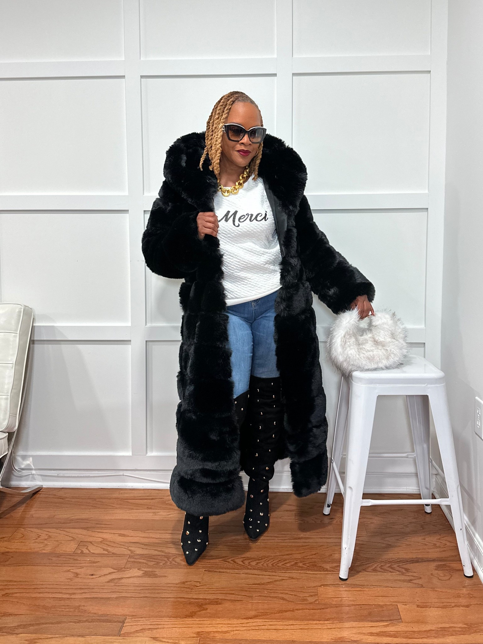 Faux fur coat and bag

#LTKSeasonal #LTKootd #LTKdayinmylife