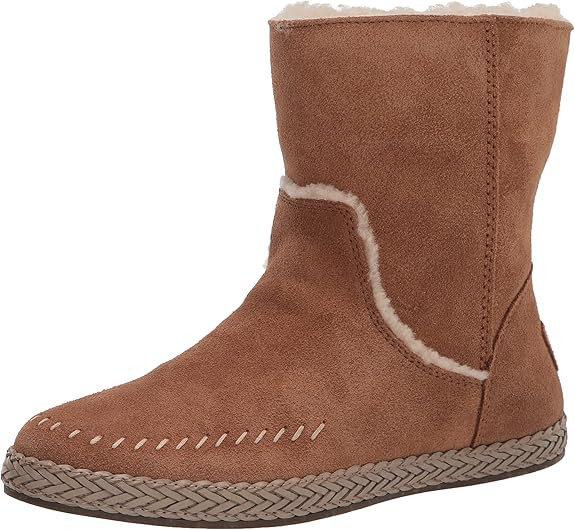 UGG Women's Ailish Fashion Boot | Amazon (US)