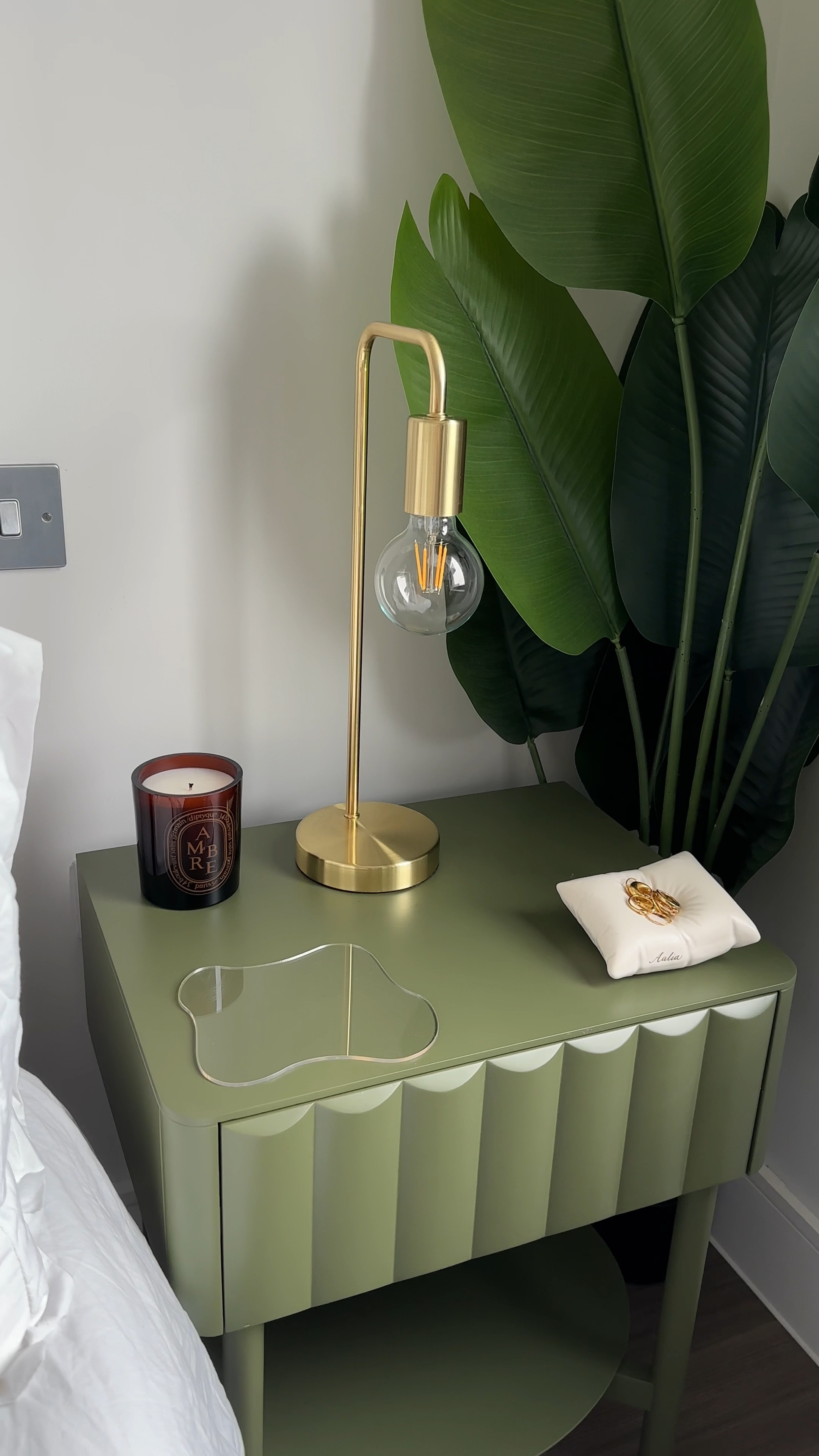 New year new bedside tables 🫶🏽🫧☁️ #bedsidetable #homedecor #restockasmr 

#LTKhome #LTKSeasonal