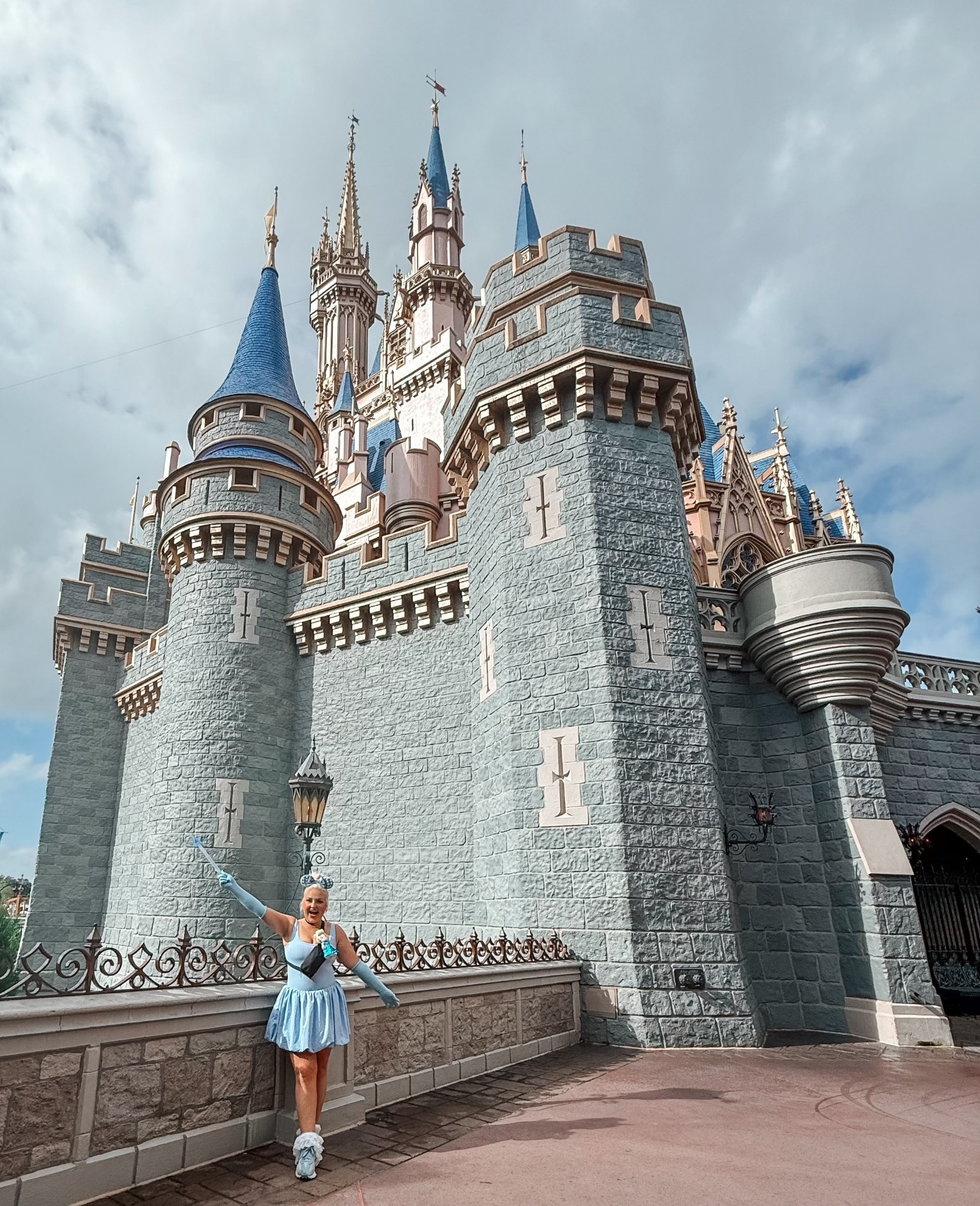 The cutest Cinderella outfit! #disney #castle #cinderella 

#LTKStyleTip #LTKFindsUnder100 #LTKTravel
