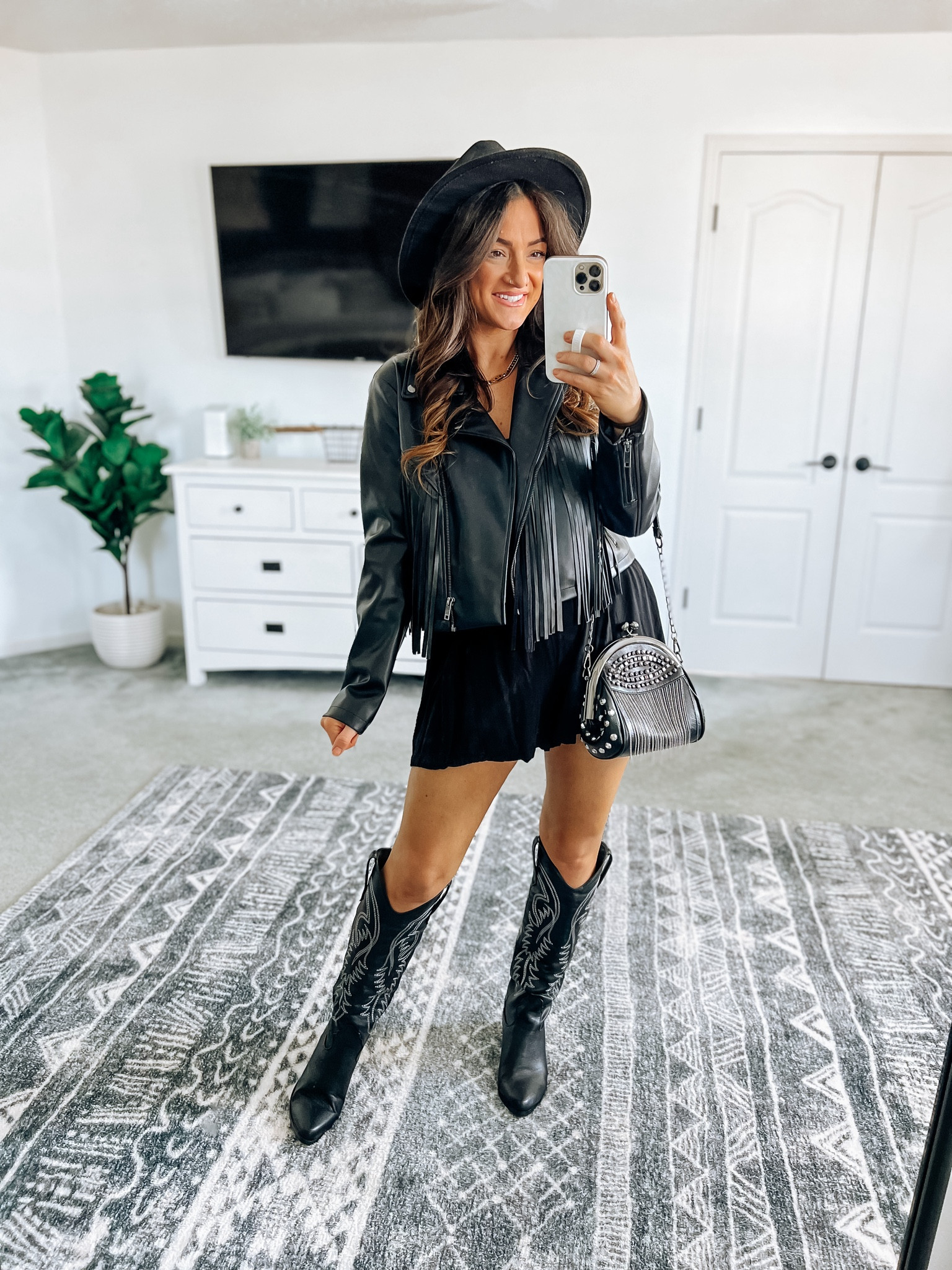 Date night outfit featuring this super cute faux leather fringe jacket from Walmart! Soft, thick material 👌 true to size 

#LTKstyletip #LTKfindsunder50 #LTKSeasonal