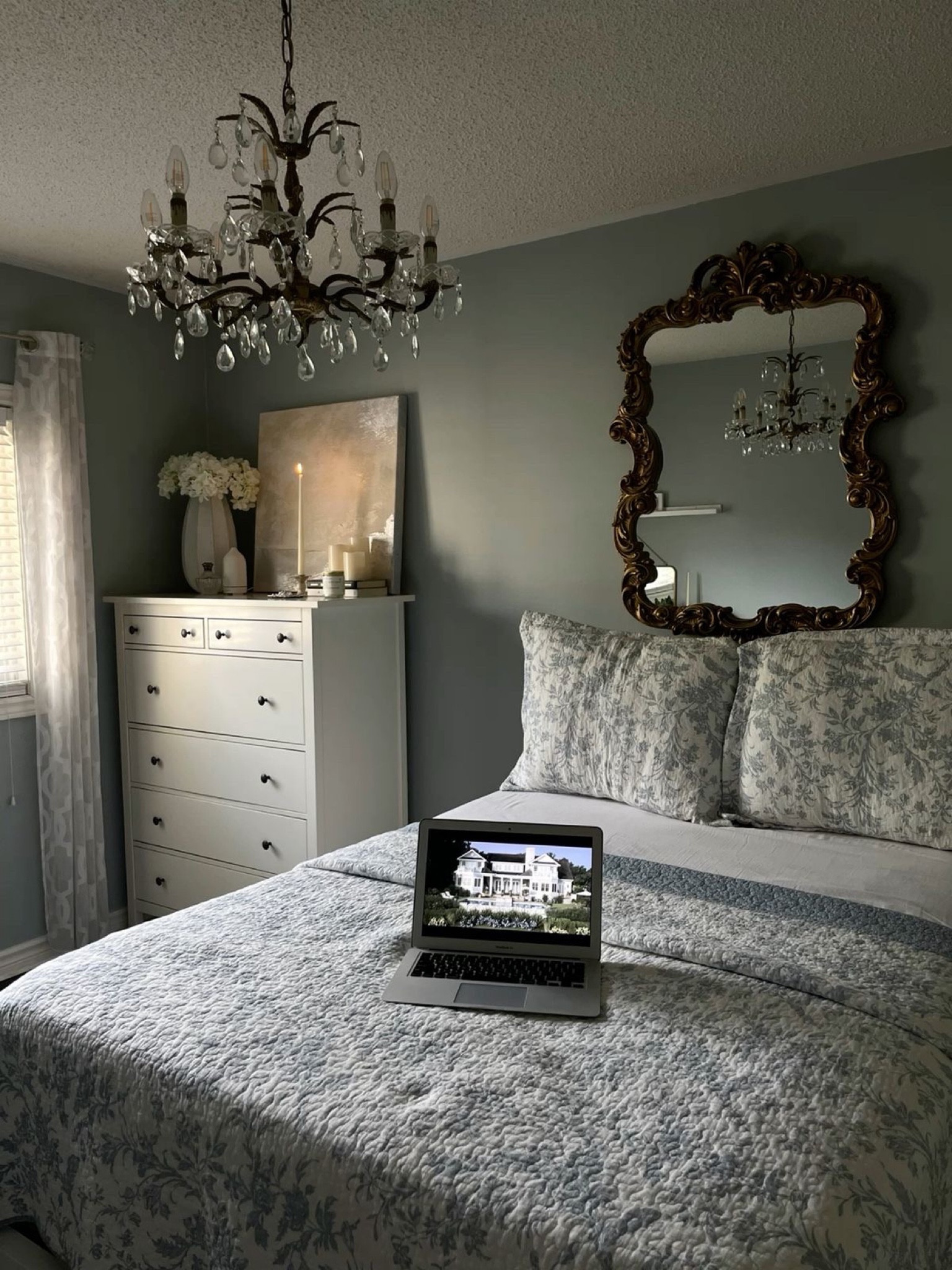 Coastal bedding 🌊🫐🧺 

#LTKfindsunder100 #LTKfindsunder50 #LTKSeasonal