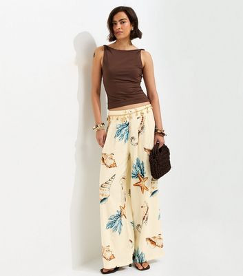 Women's Cream Linen Rich Seahorse Print Wide Leg Trousers New Look | New Look (UK)
