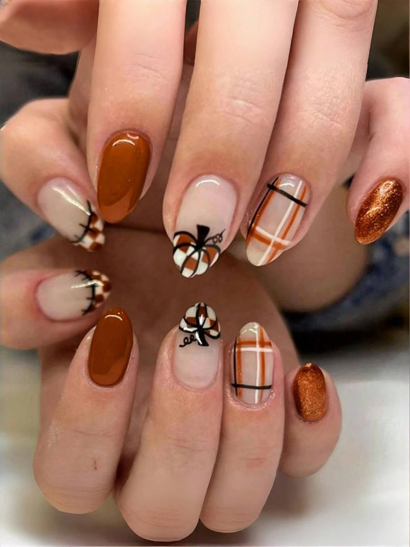 24 Pieces Of Long-Shaped Almond-Shaped Studs, Featuring An Orange-Brown Checkered Pumpkin Pattern... | SHEIN