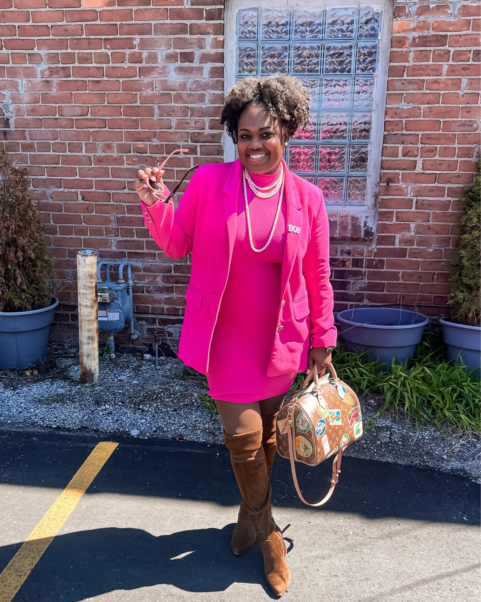 This hot pink-on-pink moment is giving bold, feminine, and unapologetically stylish. I paired this fitted dress with an oversized blazer for that perfect balance of power + polish.

Of course, I had to add my signature touches—pearls, a statement brooch, a designer bag, and cognac over-the-knee suede boots for a little high-low magic.

Because when the look says “elegance meets energy,” you know it’s a Simpli Luxe kind of Saturday.



#OOTD #SororityStyle #PinkPower #SimpliLuxeStyle #AffordableLuxury #HighLowFashion #BoldAndFeminine #StyleConfidence #LuxeForLess #ChicAndLuxe


#LTKStyleTip #LTKItBag #LTKOver40