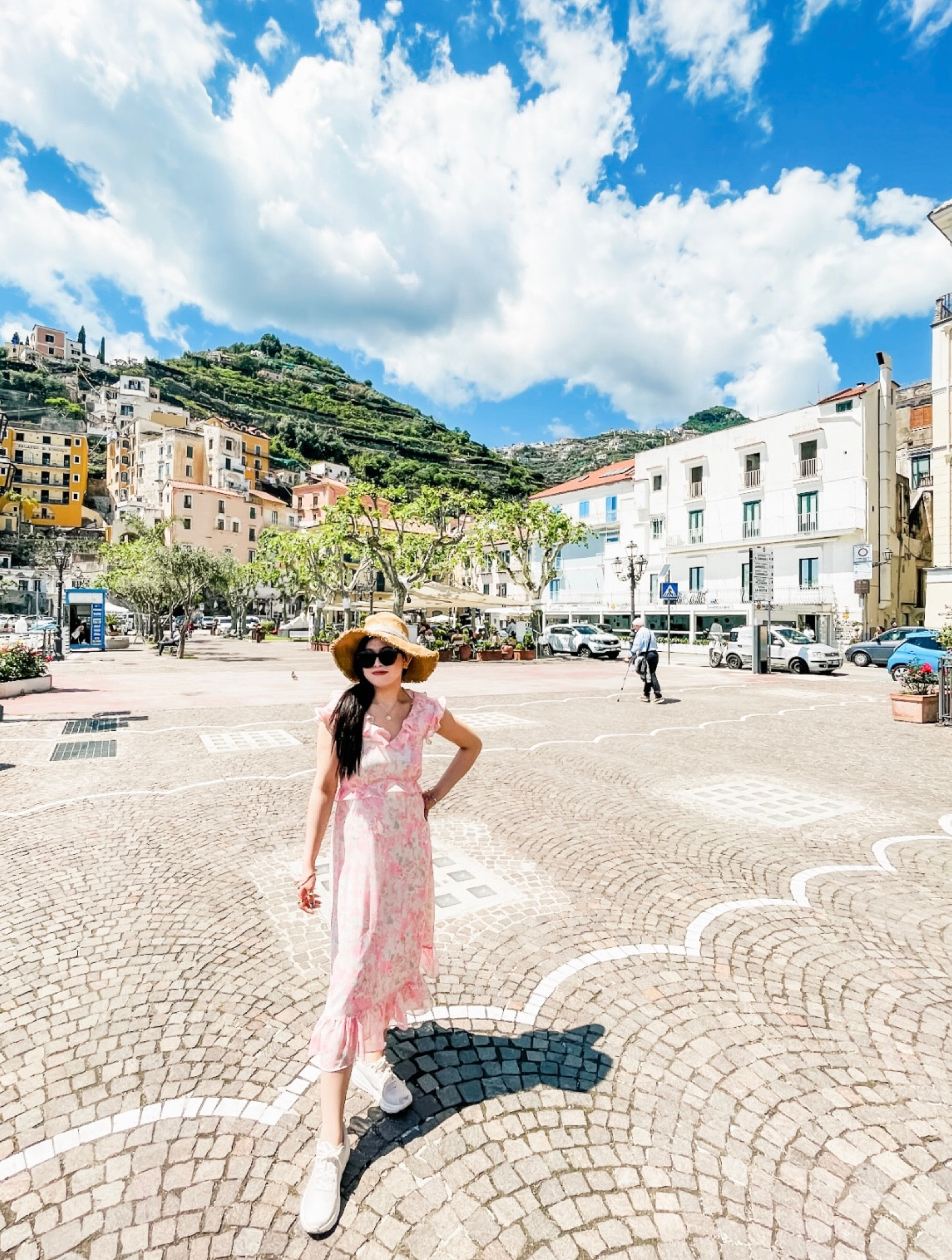 Bring out all the dresses!🤗🌸Got this one from Seoul last year linked similar cute ones below😎Great for anything under the sun😘🌞Linked similar shoes on sale😉





#ltksummerstyle #summerstyles #summeroutfits #summeroutfits #springstyle #springdresses #weddinguestdresses #floraldress #ltkover40 #ltkbaby #bumpfriendlydress

#LTKstyletip #LTKSeasonal #LTKparties