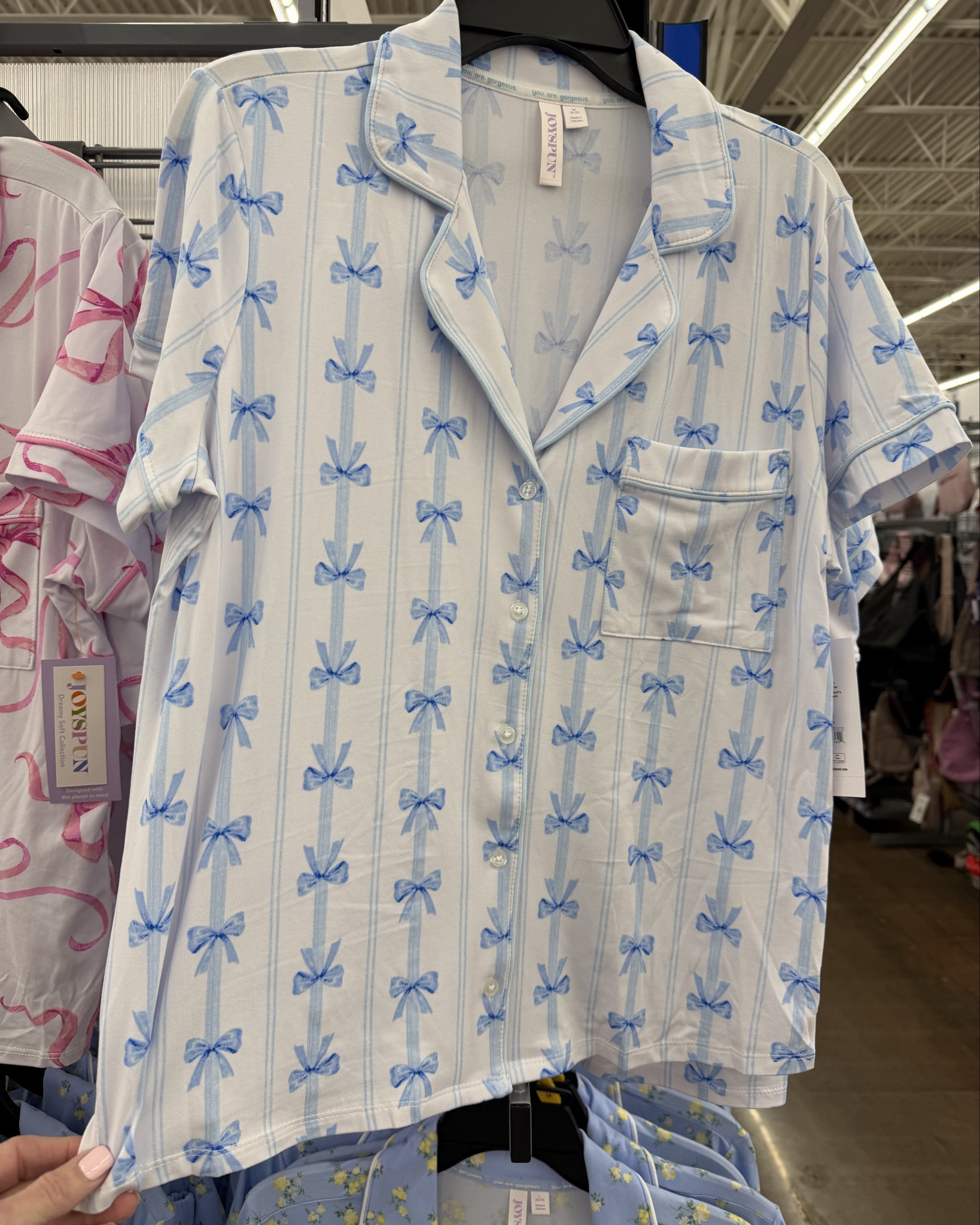 Welsh fancy or Walmart I picked these up to how stinking cute are these. 🙌🏼💕💕💕
Less than $20