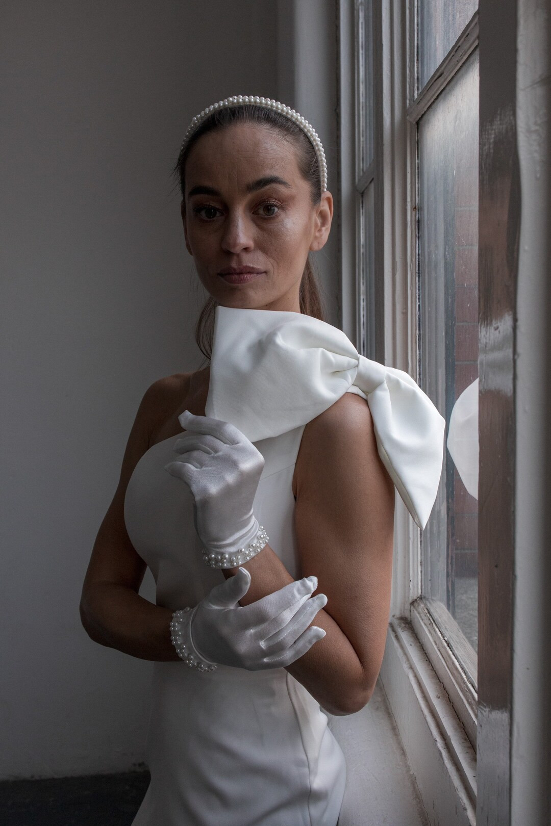 White Satin Wedding Gloves With Pearls Embellished, White Satin Formal Gloves, Wedding Gloves, Wh... | Etsy (US)