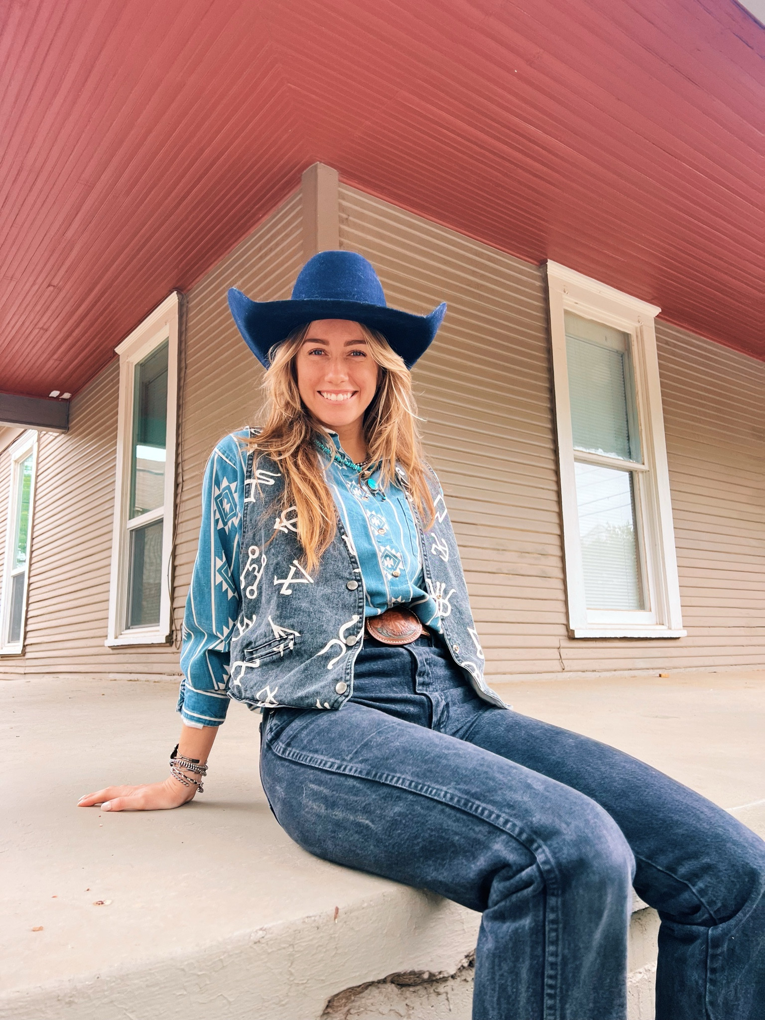 Vintage Cowgirl

#LTKSeasonal #LTKstyletip #LTKFestival