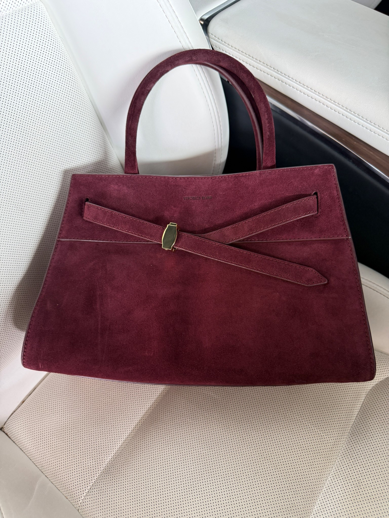 Burgundy is the new black this season and this bag got the memo! 
Beautifully made with supple suede and has compartments on the inside…it’s gorgeous!♥️



#LTKItBag #LTKHoliday #LTKGiftGuide