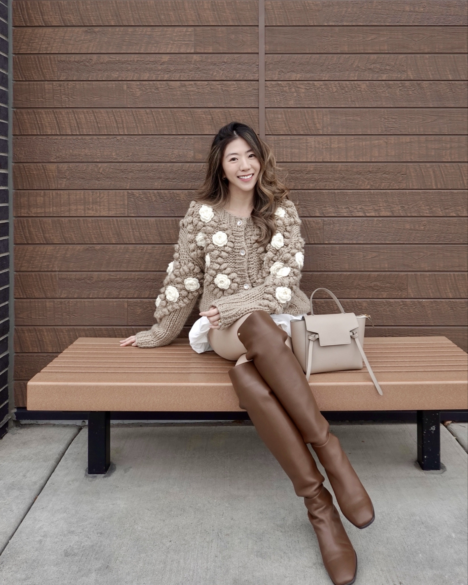 Perfect neutral overfit cardigan! 

#LTKStyleTip #LTKHoliday #LTKSeasonal