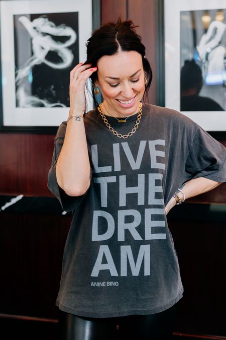 Forever Vibe… LIVE THE DREAM ✨

I got a medium in this because I wanted it oversized  

#aninebing #graphictee #vintagetee 