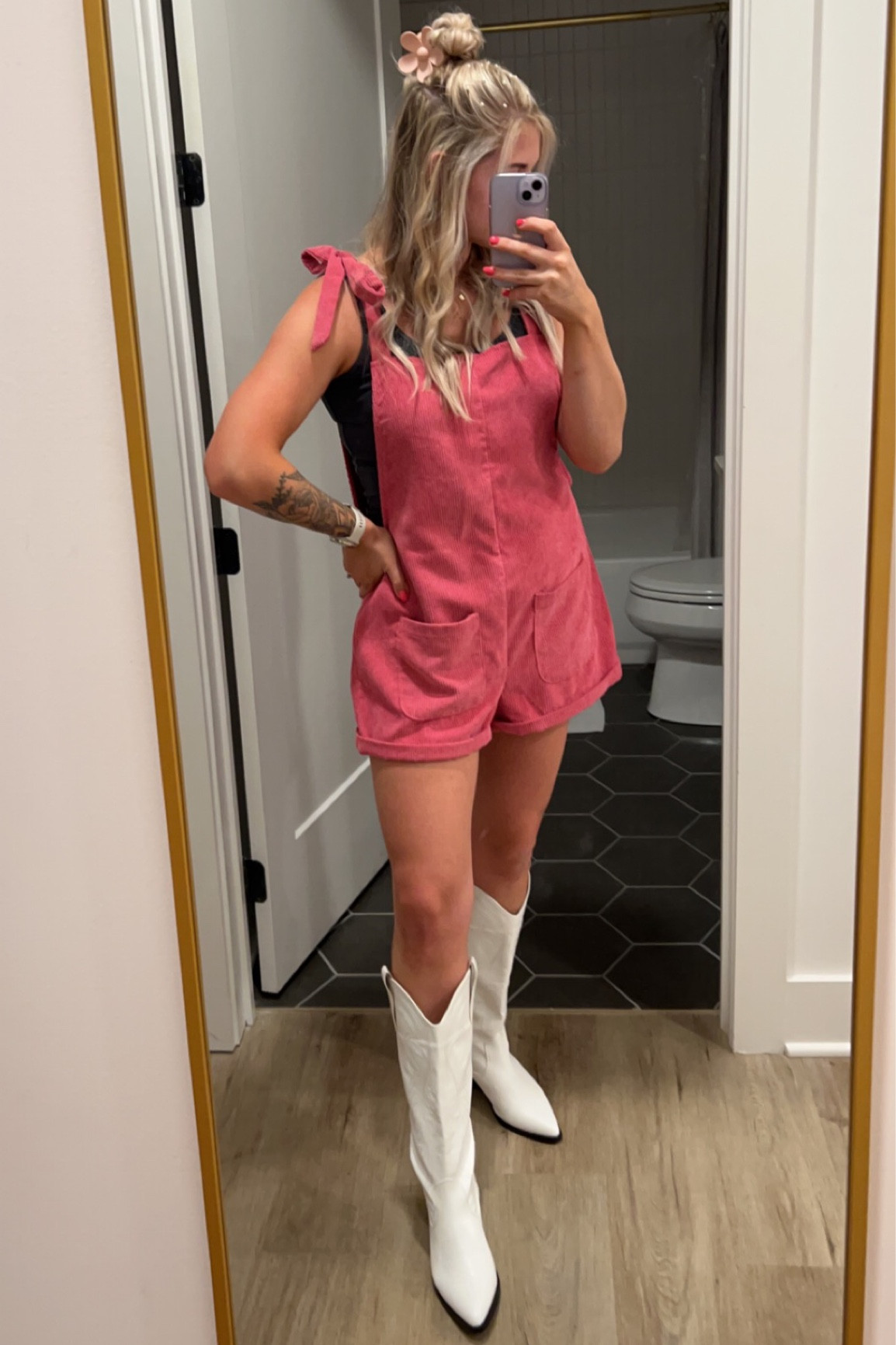 Nashville Night two!

#LTKfit #LTKunder50 #LTKtravel