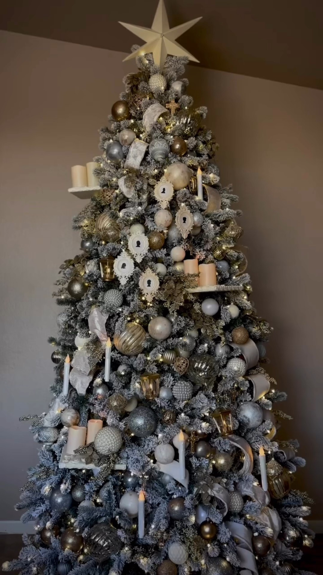 Holiday Royalty 👑
My 9-foot @kingofchristmas King Flock is draped in gold, cream, and platinum, glowing with 1,100 warm white LEDs. Artisan shelves, ribbons, and baubles complete this crown jewel of the season. ✨
Tap the link to shop this regal tree and bring it home. 🎄

#LTKHoliday #LTKdayinmylife #LTKSeasonal