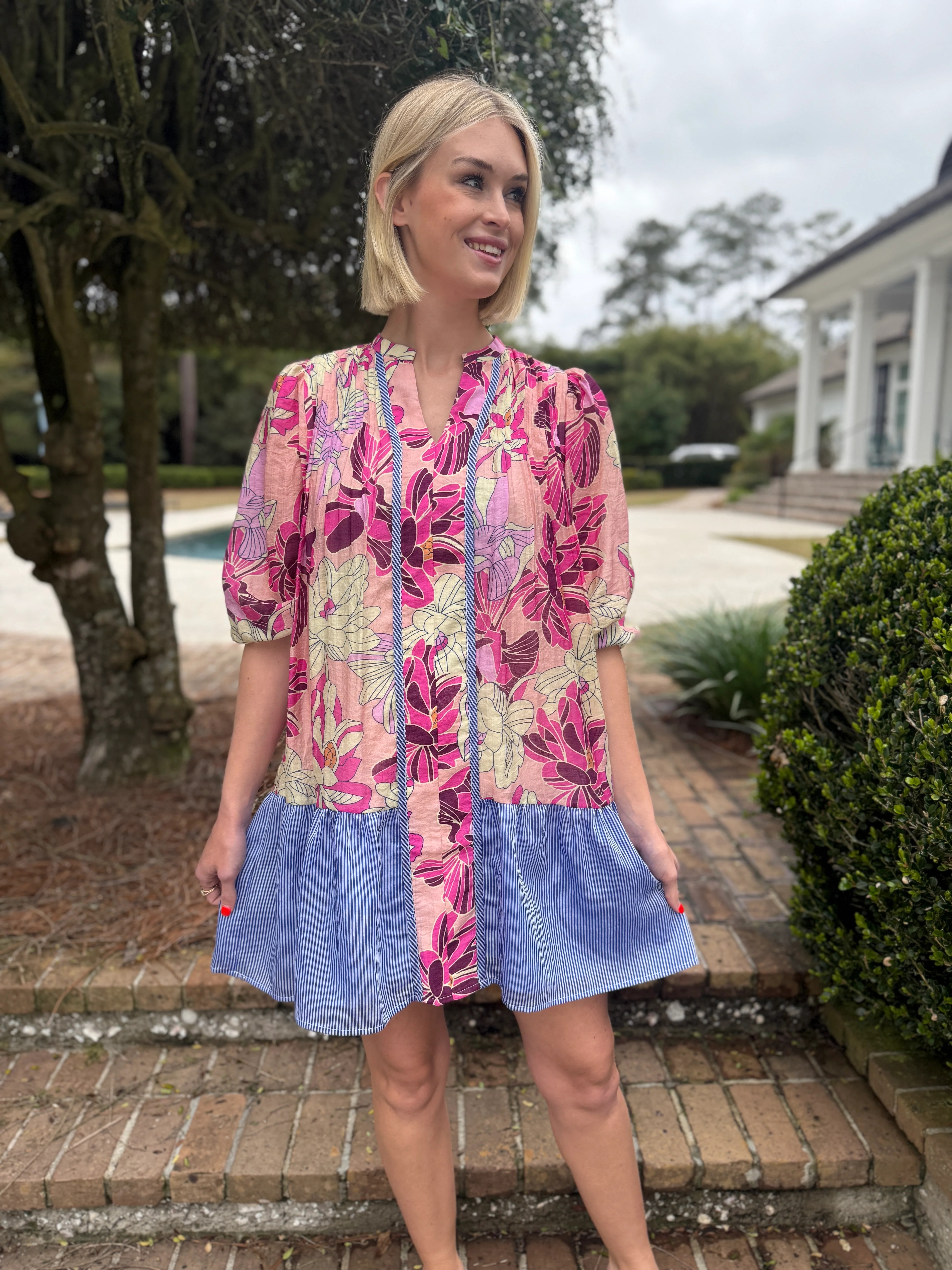Garden Flare Pink Short Sleeve Floral Dress | Caroline Hill