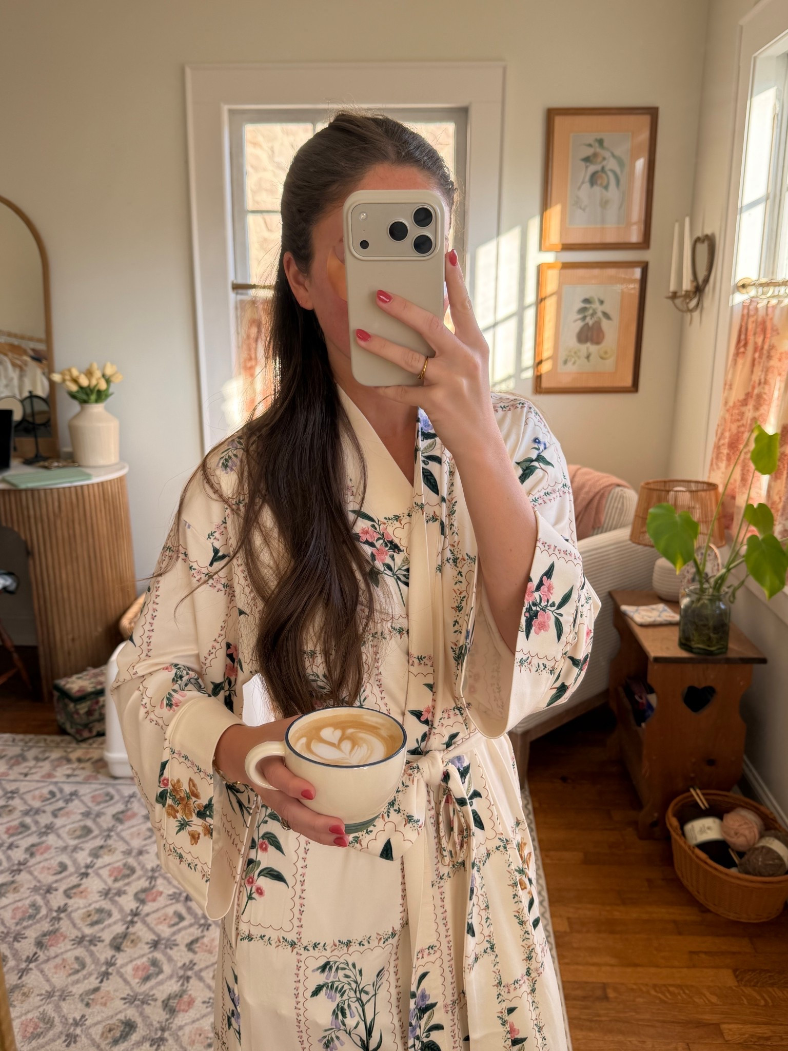 Wearing size xs! My all time favorite kimono robe!!