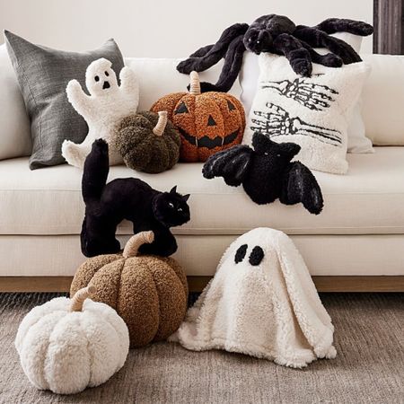 Fall Decor Favorites & Halloween Favorites!

#halloween #halloweendecor #halloweenfinds #pumpkins #spooky #ghosts #falldecor #fall #pillow #potterybarn #halloweenfavorites

#LTKSeasonal #LTKhome #LTKunder100