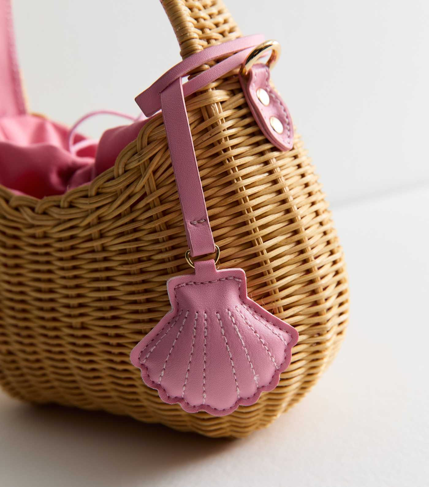 Brown Wicker Basket Shoulder Bag | New Look | New Look (UK)