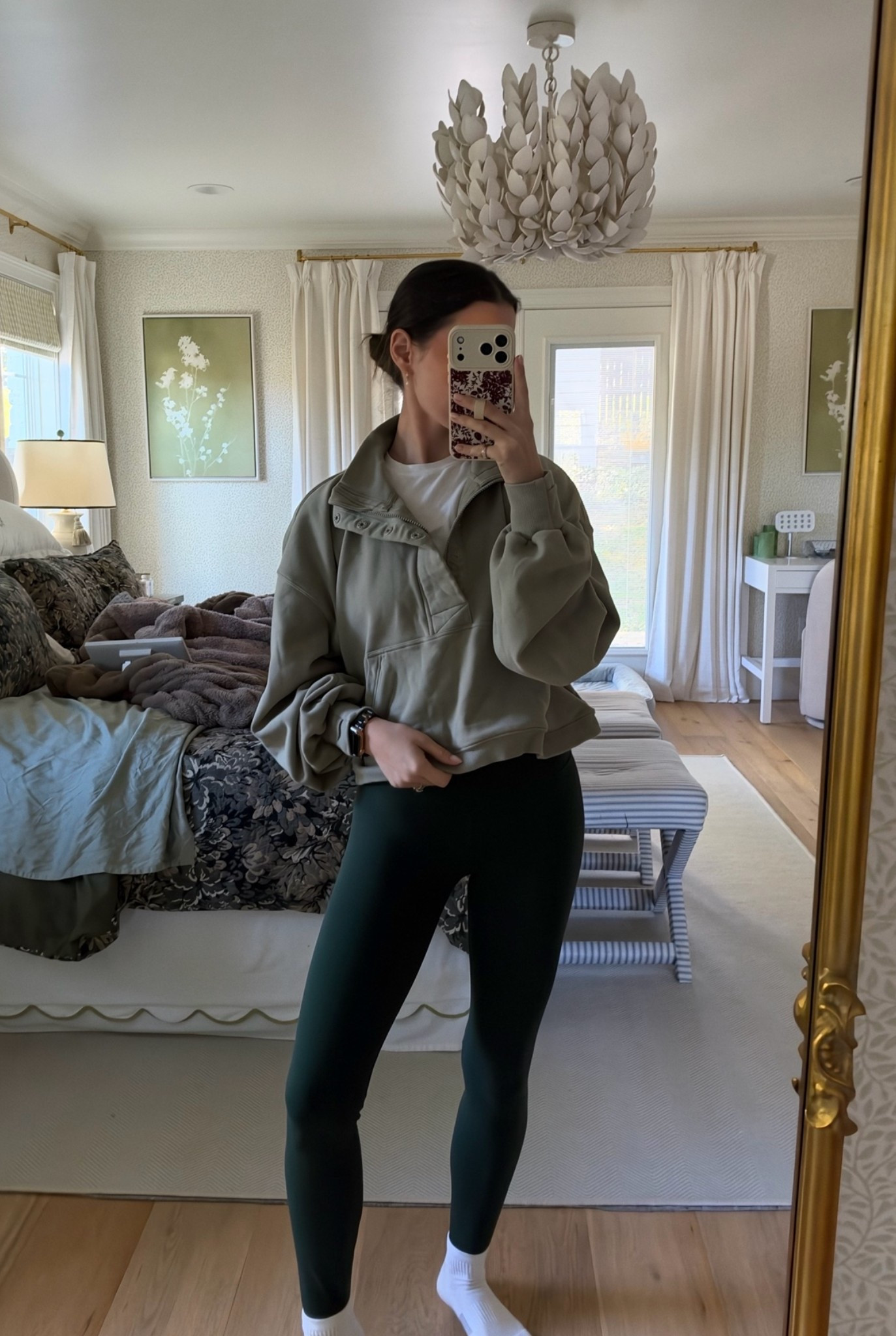 The athleisure I live in all fall long 👟 green, of course, is always a welcome!

#LTKootd #LTKmomlife
