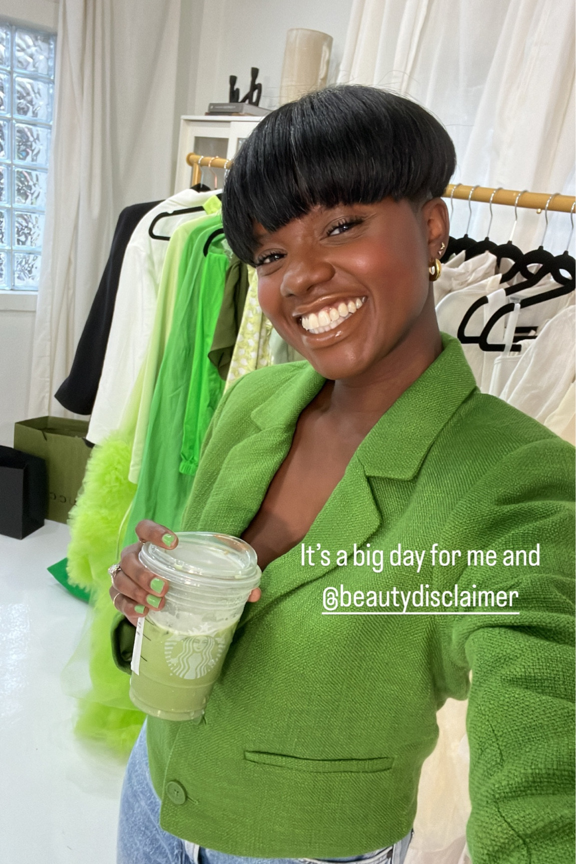 Green cropped blazer and midrise baggy denim jeans  

#LTKunder100 #LTKstyletip #LTKworkwear