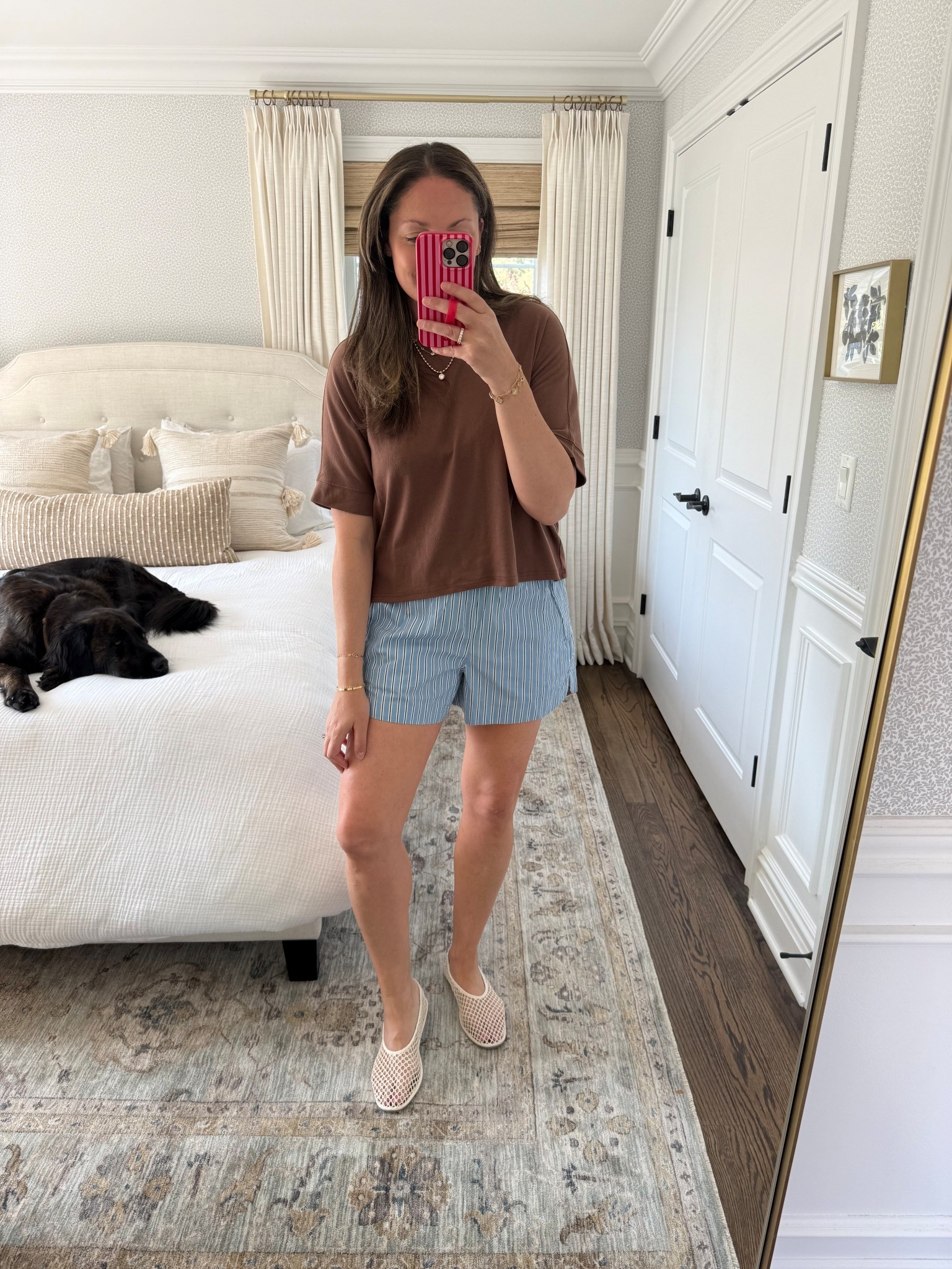 Today’s OOTD is such a good one and definitely something that I’ll be repeating for summer! 

These @Quince shorts are so cute (true to size) and come in a ton of colors. Paired with an Amazon tee and these comfy crochet ballet flats from @Target! 



#LTKdayinmylife #LTKootd #LTKSeasonal