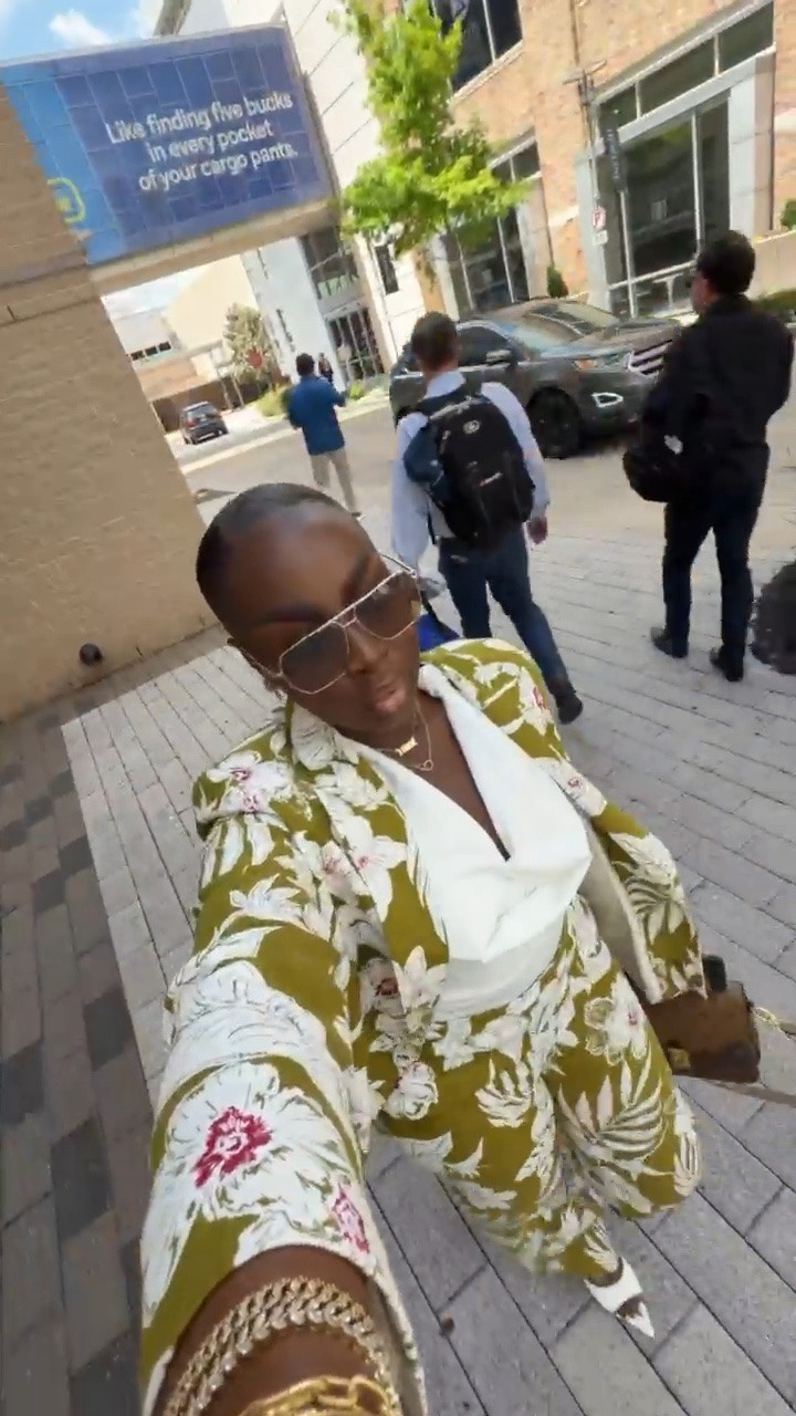 The Zara suit that that got me for compliments in one hour! It’s old, but I will link something similar! #Zara #Outfit #OOTD