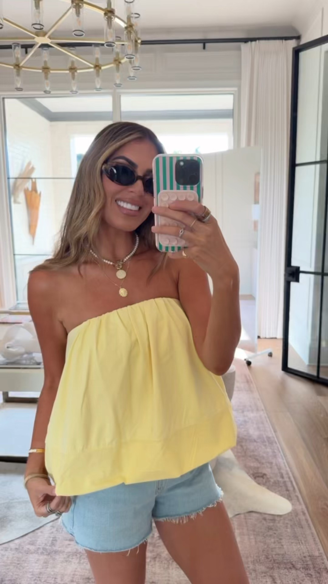 Use my code HOLLIE20 for 20% off a $100+ regular price apparel, accessories, shoes, beauty, and home purchase! @anthropologie 

Top size small

#LTKFindsUnder100 #LTKSeasonal #LTKStyleTip