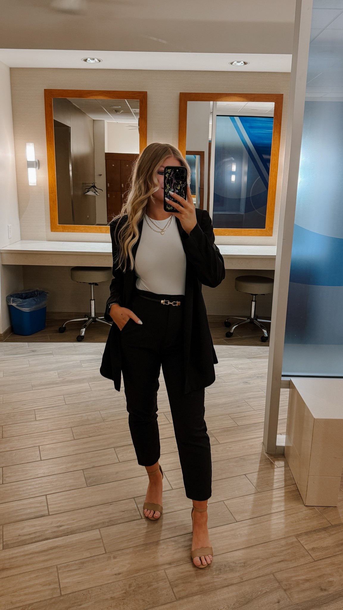 Black and white business casual outfit 

#LTKSpringSale #LTKStyleTip #LTKWorkwear