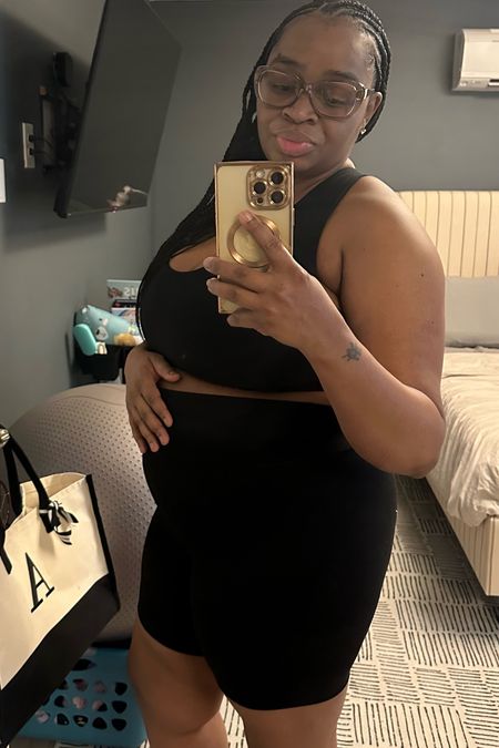 the postpartum bump is real & i love it here… moving & strengthening with Harper Wilde in the 4th trimester & beyond 

#LTKmidsize #LTKActive #LTKbump