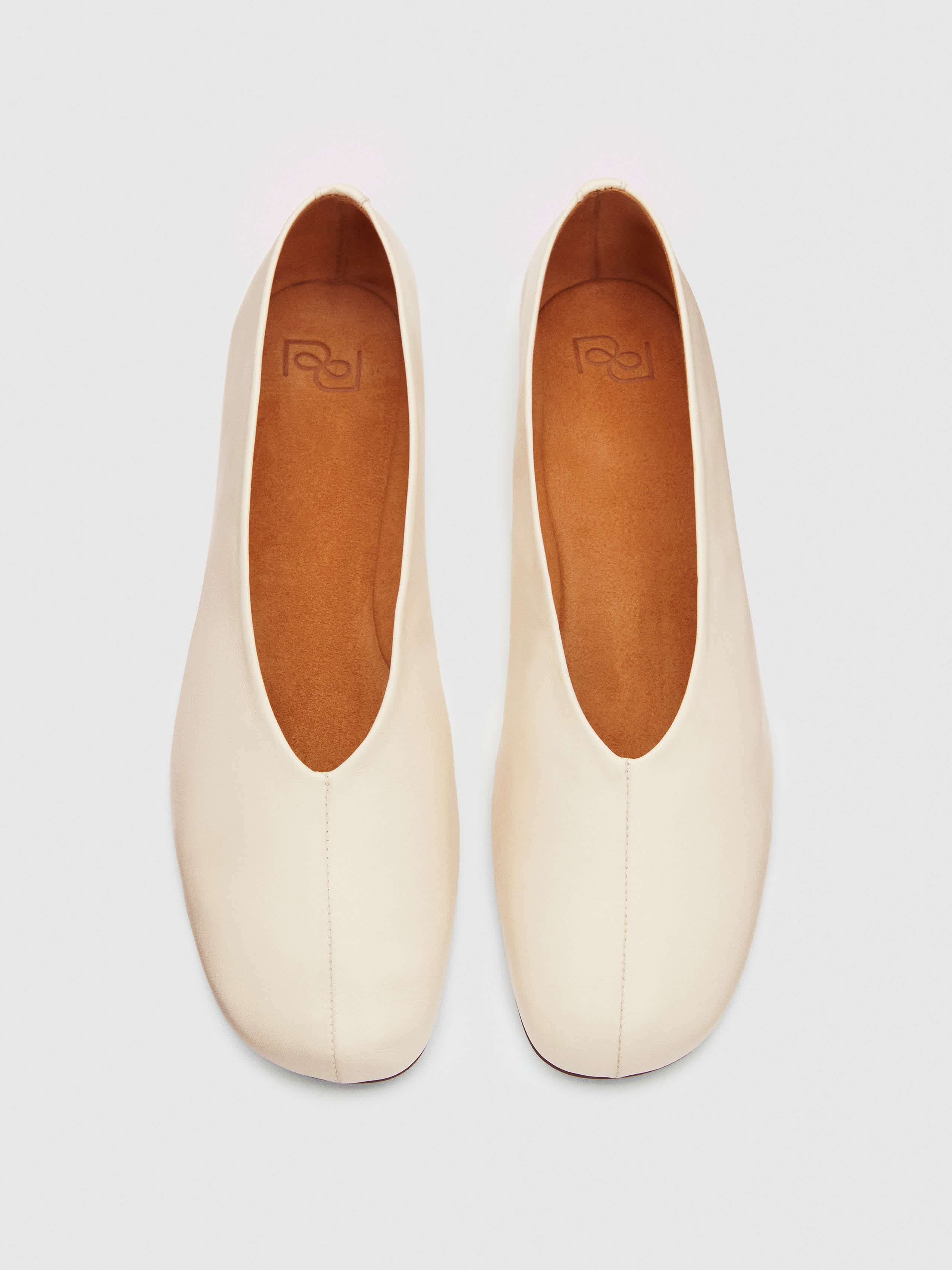 Reformation Blaine Flat Ivory 9 | Reformation (Global)