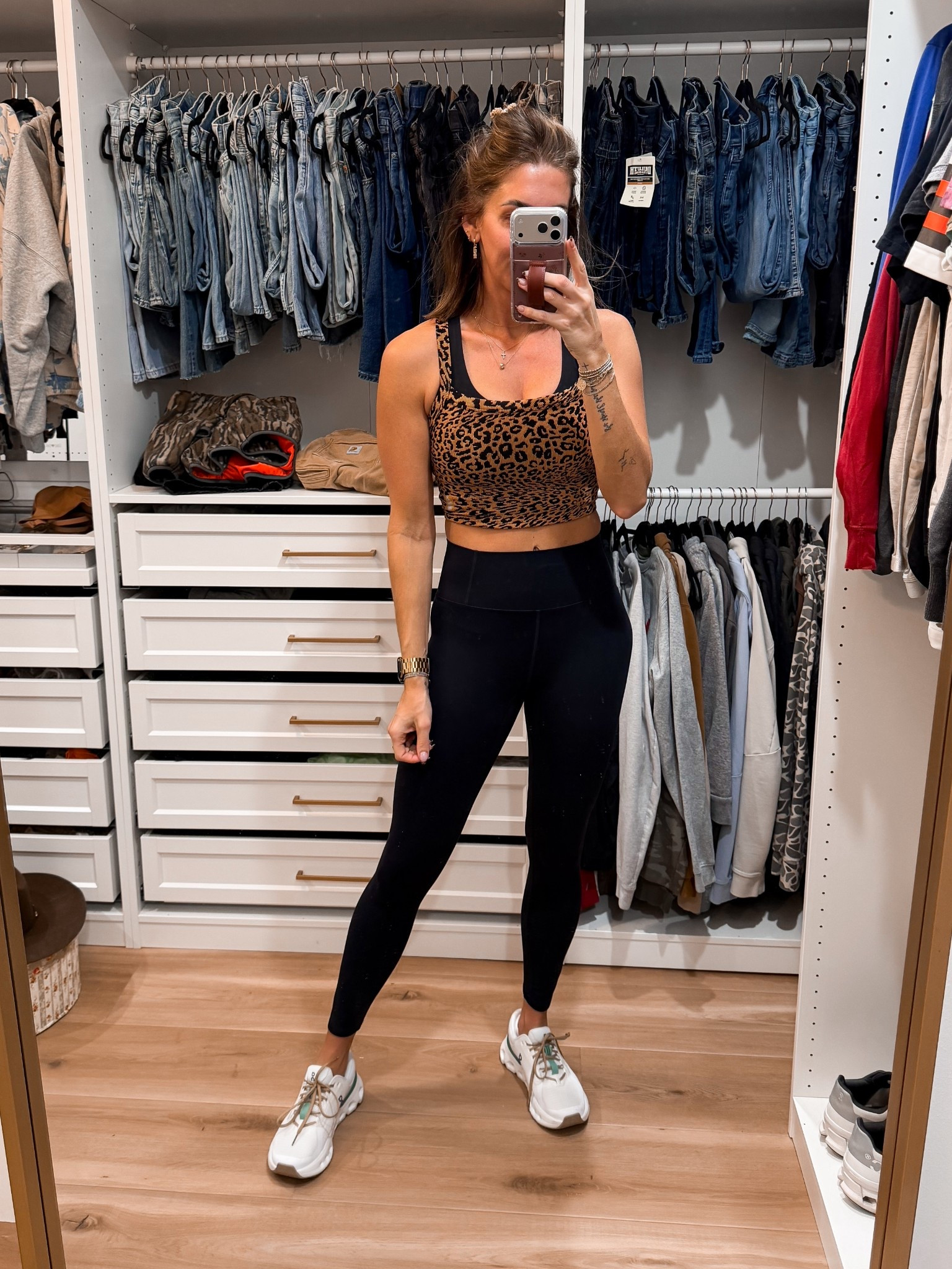 Black bra-8
Leopard-xs/s
Leggings-small
Sneakers-tts

#LTKActive #LTKStyleTip
