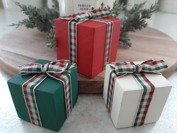 Set of 3 Mini Wood Faux Christmas Presents Small Christmas | Etsy | Etsy (US)