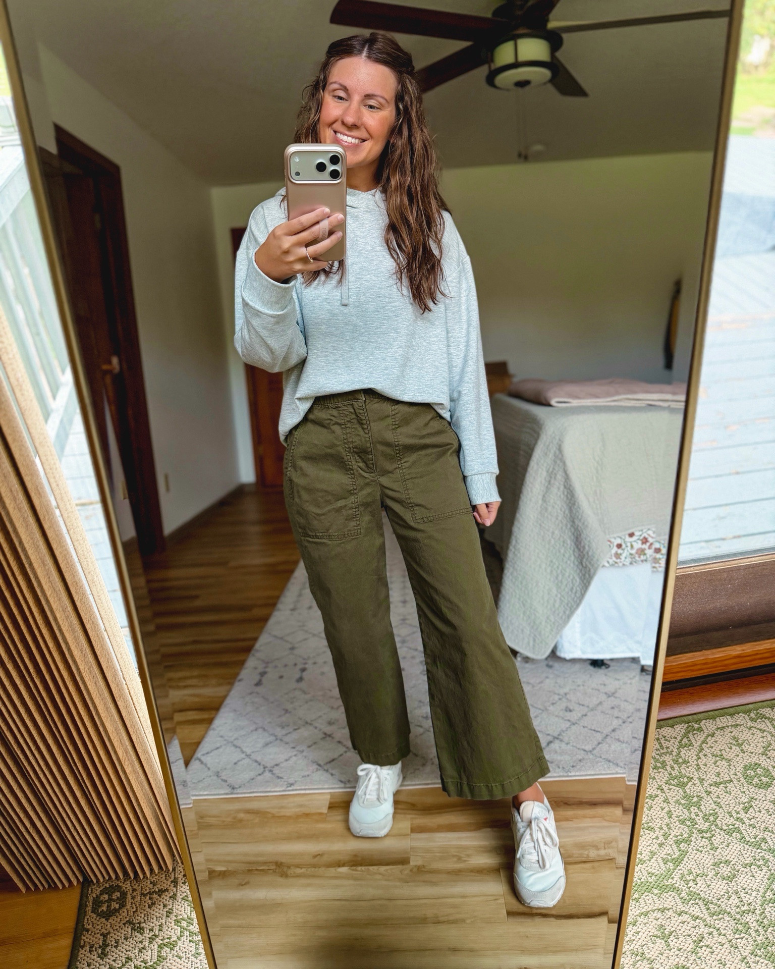 cozy fall style!🌲

small in my tank, small in my hoodie and XS short/petite in my pants. My sneakers are size 6.5!