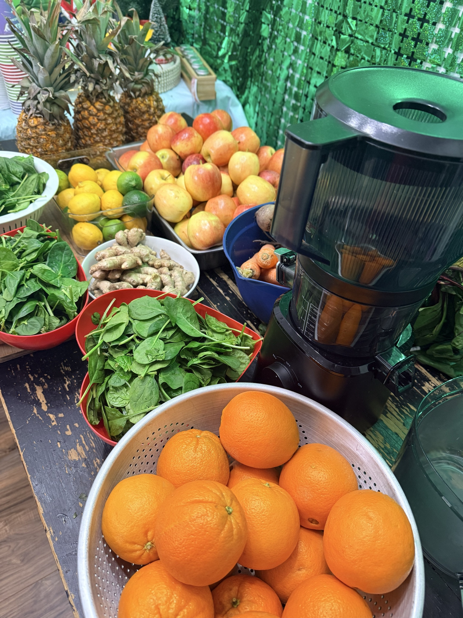 If you’re building better habits this year, start with your kitchen 🍏💚
Having a reliable juicer makes fresh juice easy, consistent, and realistic for everyday life.
I linked the juicer I use on LTK because this is one upgrade that truly supports your health goals.

#juicerlife #healthhabits #wellnessroutine #freshjuiceathome #healthyinvestment #LTKhome #LTKfinds #LTKsale #shoppingfavorites #onlineshopping #ShoppingWithPriiincesss #Atlantamom #AtlantaCreator #Atlantacontentcreators


#LTKHome #LTKfoodie #LTKselfcare