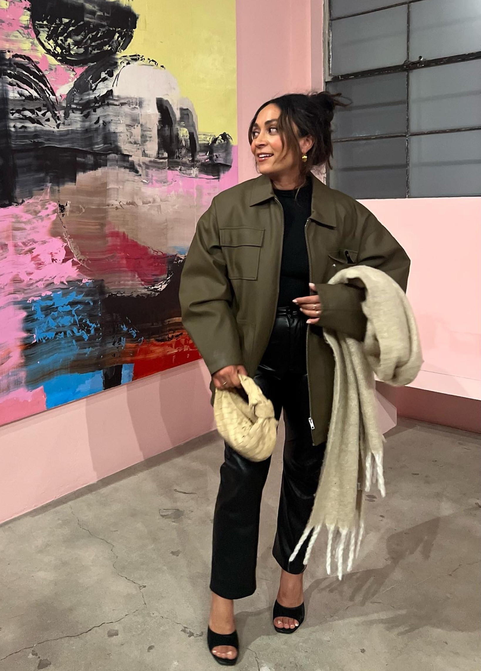 Cute fall gallery outfit for fall @goodamerican @abercromican @targetfinds #targetstyle pet

#LTKbrasil