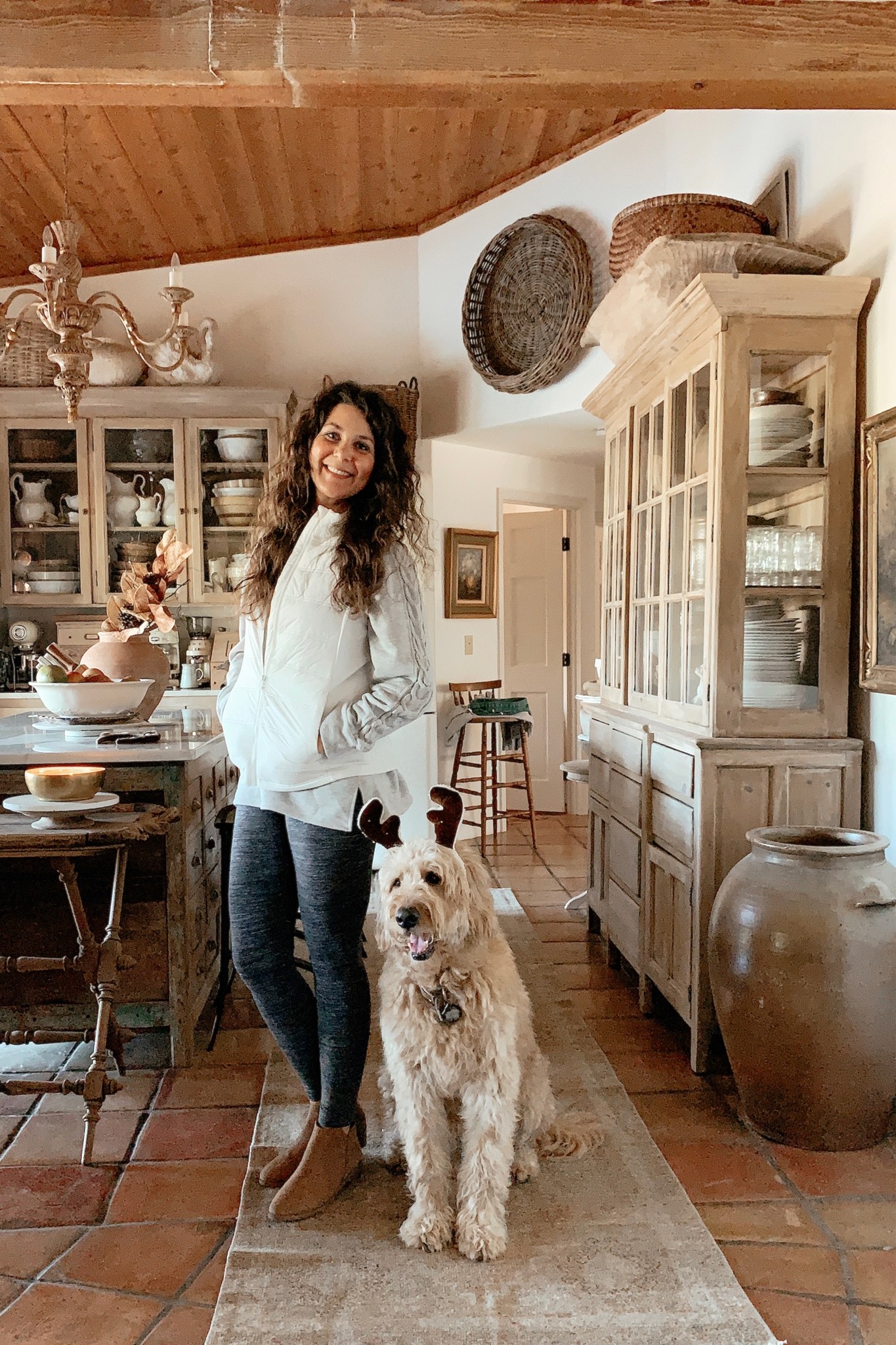 A little cozy Fall fashion with @walmart, and Chester. I’m loving these sweatshirts, booties, and these slippers are the Best! Under $30🙌🏼... I linked it all up stories, my profile, and here  @shop.ltk  #walmartpartner #liketkit @walmartfashion, #WalmartFashion