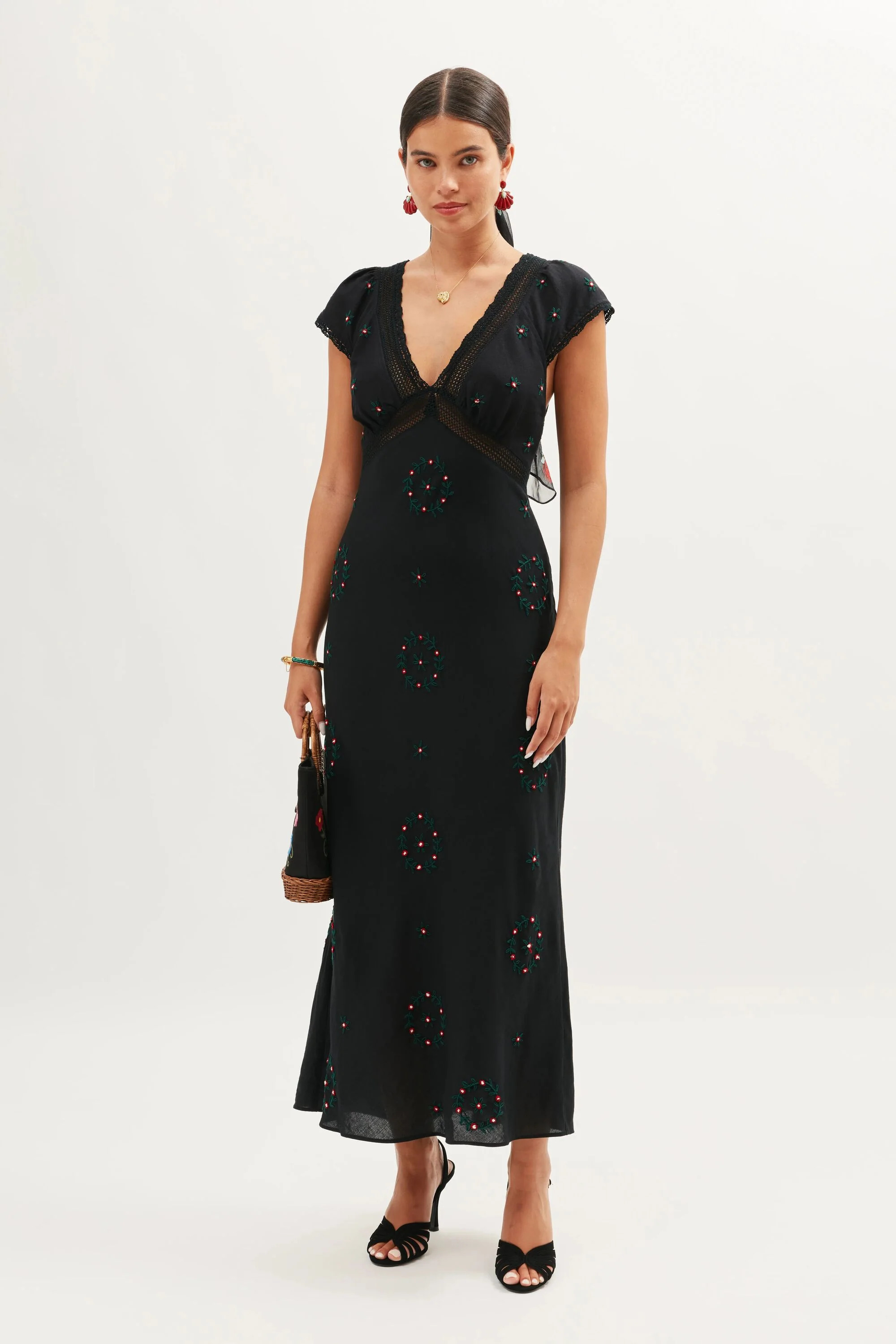 Iggy  -  Rose Trail Embroidery Black | Rixo