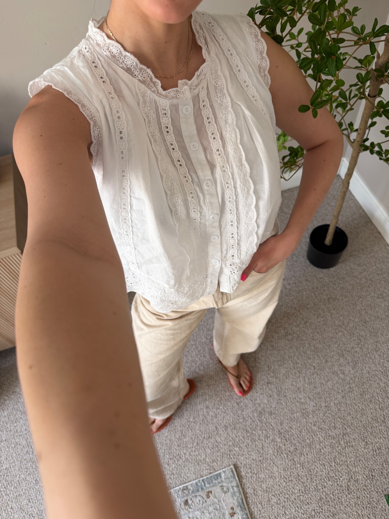 Cinch @levi and this @amazonfindsandfashion white eyelet tank! Wearing a size medium in this top

#LTKmomlife #LTKootd #LTKgrwm