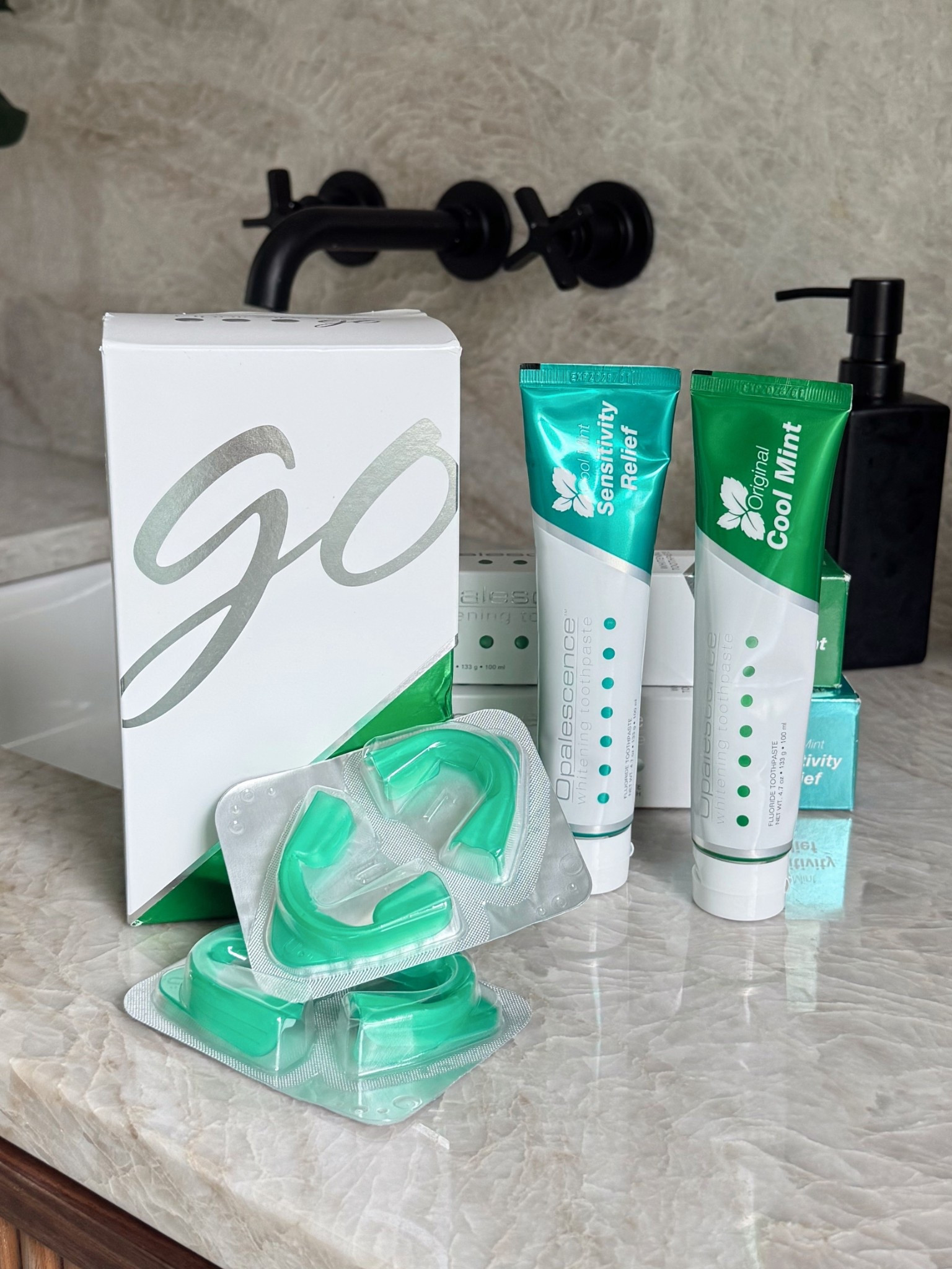 My favorite teeth whitening kit I’ve been using for over a decade! Most loved beauty of 2025 

#LTKBeauty #LTKgrwm #LTKmorningroutine