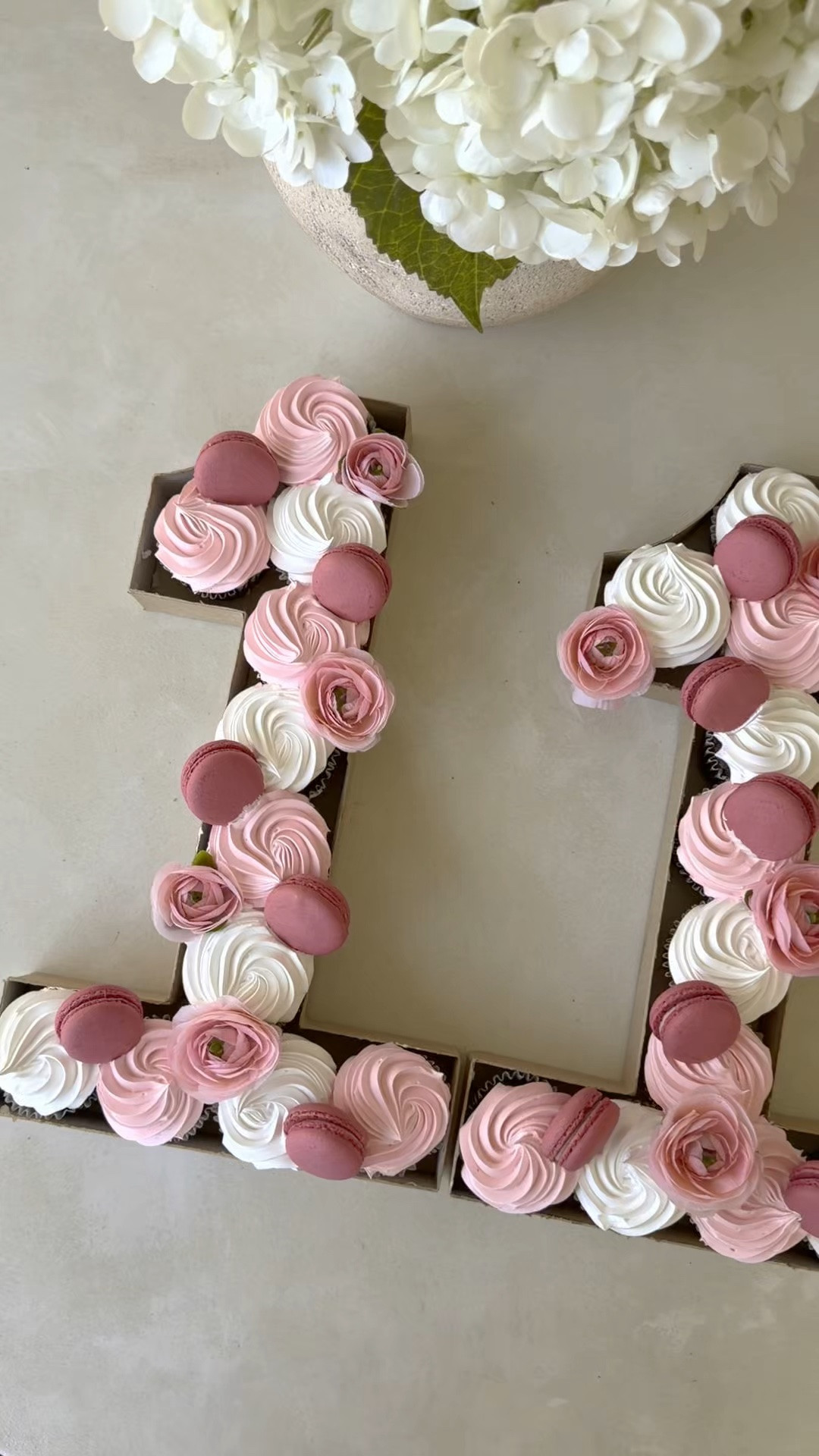 Number cupcake box