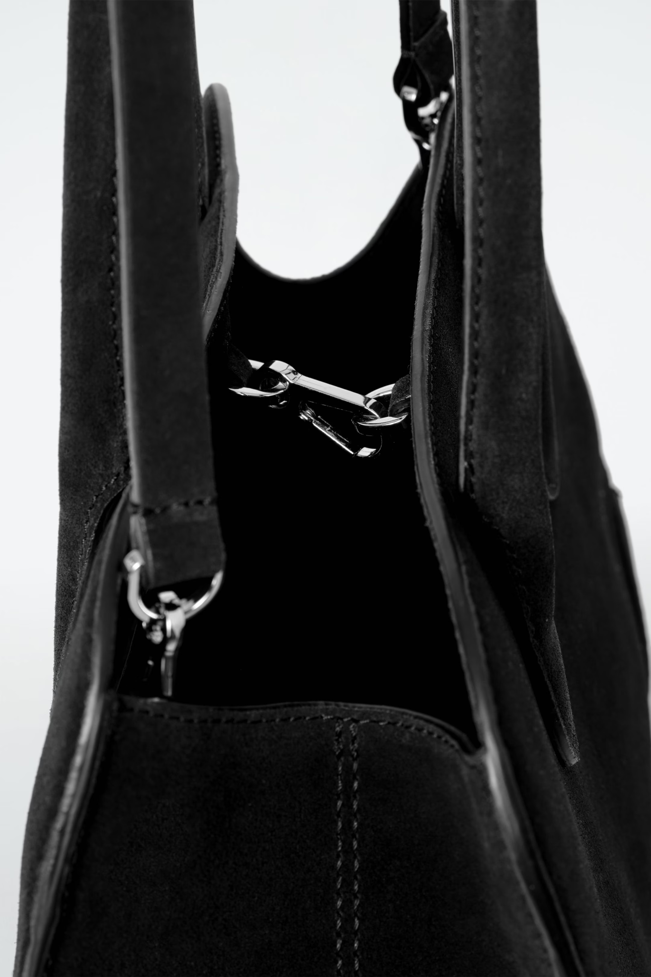 MINI STUDIO BOWLING BAG - SUEDE - BLACK | COS | COS (EU)