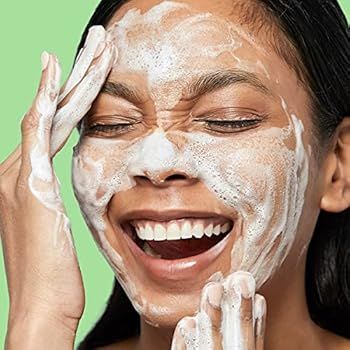 innisfree Green Tea Hydrating Cleansing Foam Creamy Face Cleanser | Amazon (US)