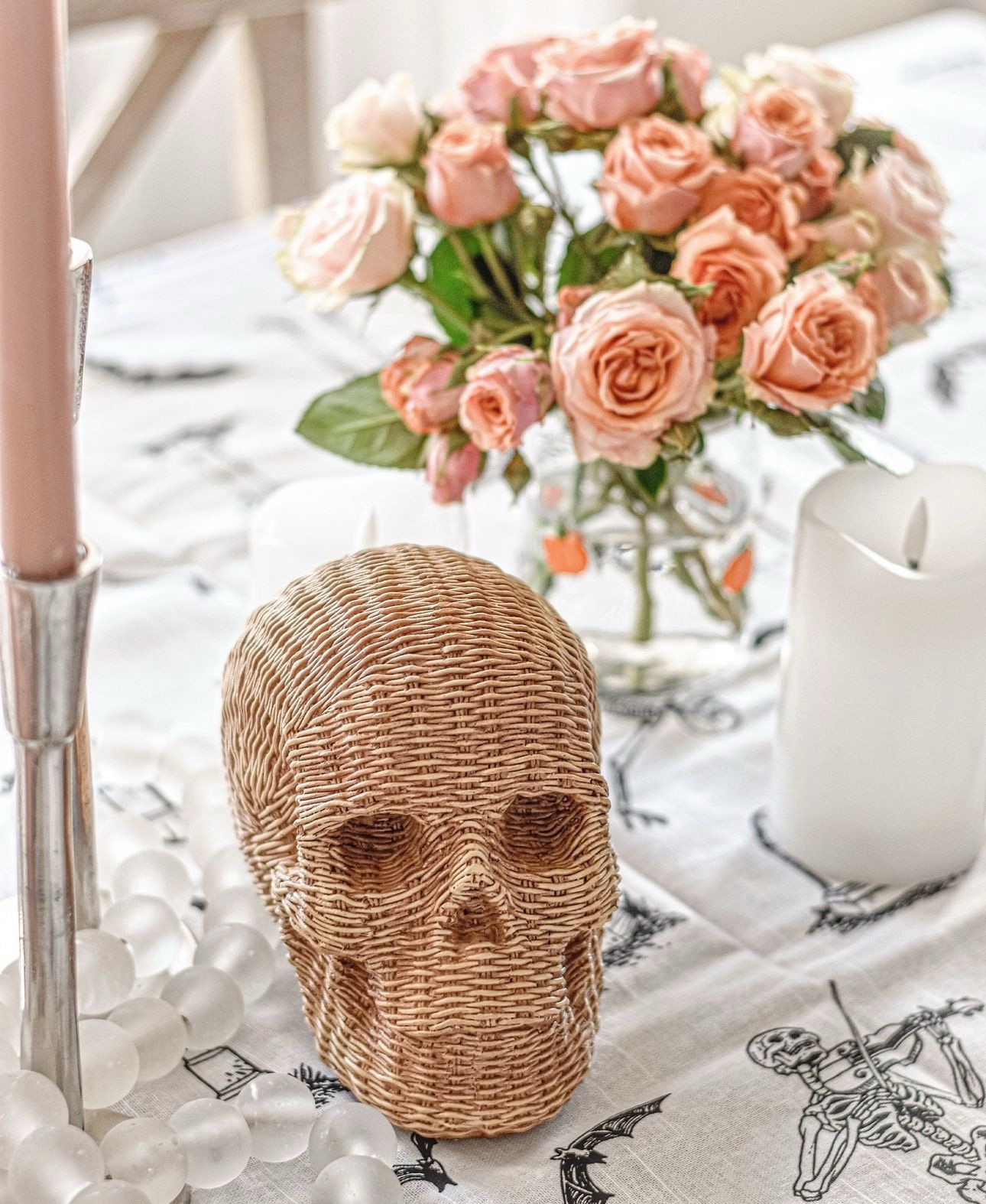 𝒮𝓅𝑜𝑜𝓀𝓎 𝑅𝑜𝓂𝒶𝓃𝓉𝒾𝒸 𝒮𝑒𝒶𝓈𝑜𝓃 🍂🕯️🥀 *Linked fun, similar options*

#LTKHoliday #LTKHalloween #LTKHome